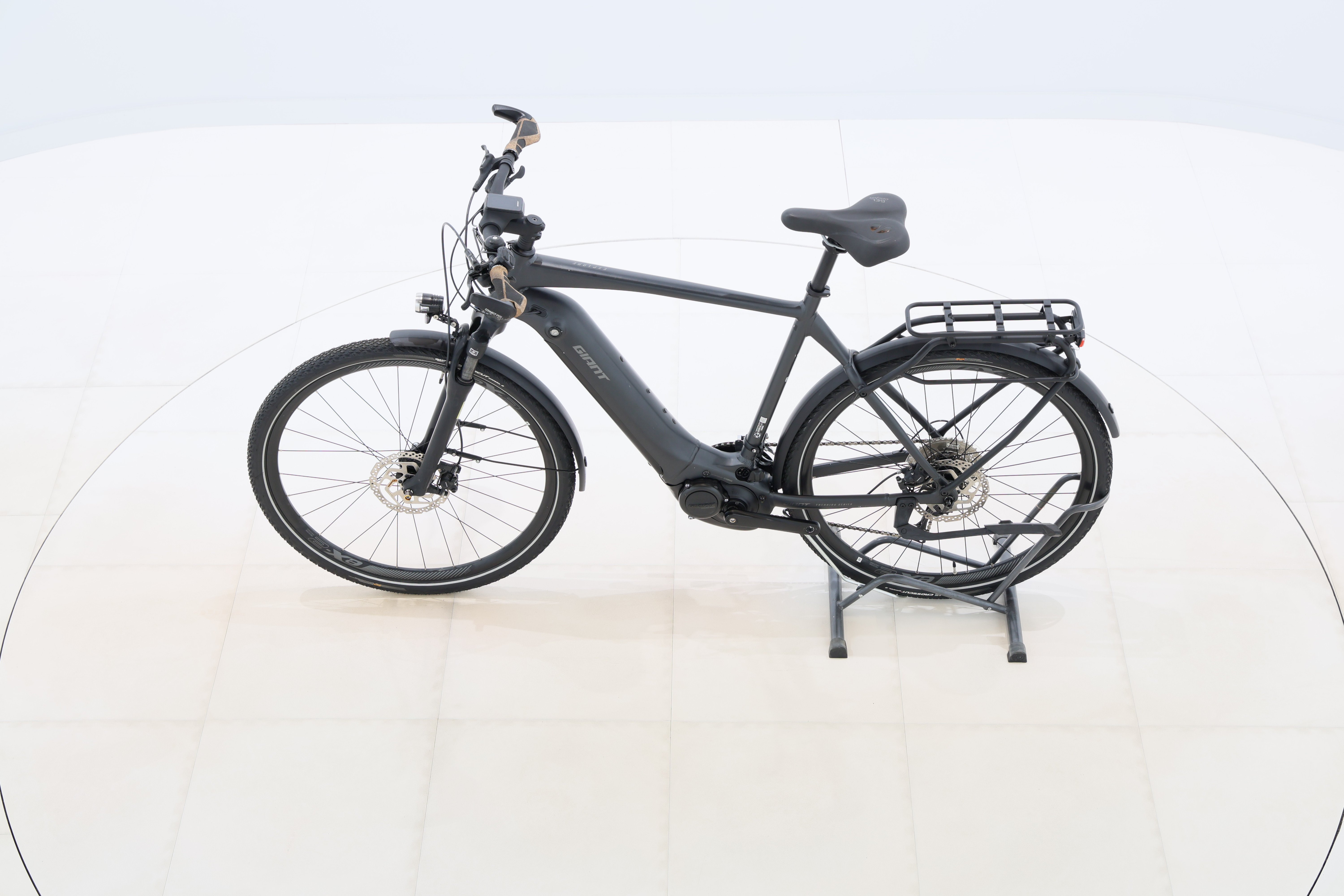 b904a6b9-3c4d-449d-bd00-9026a676a418