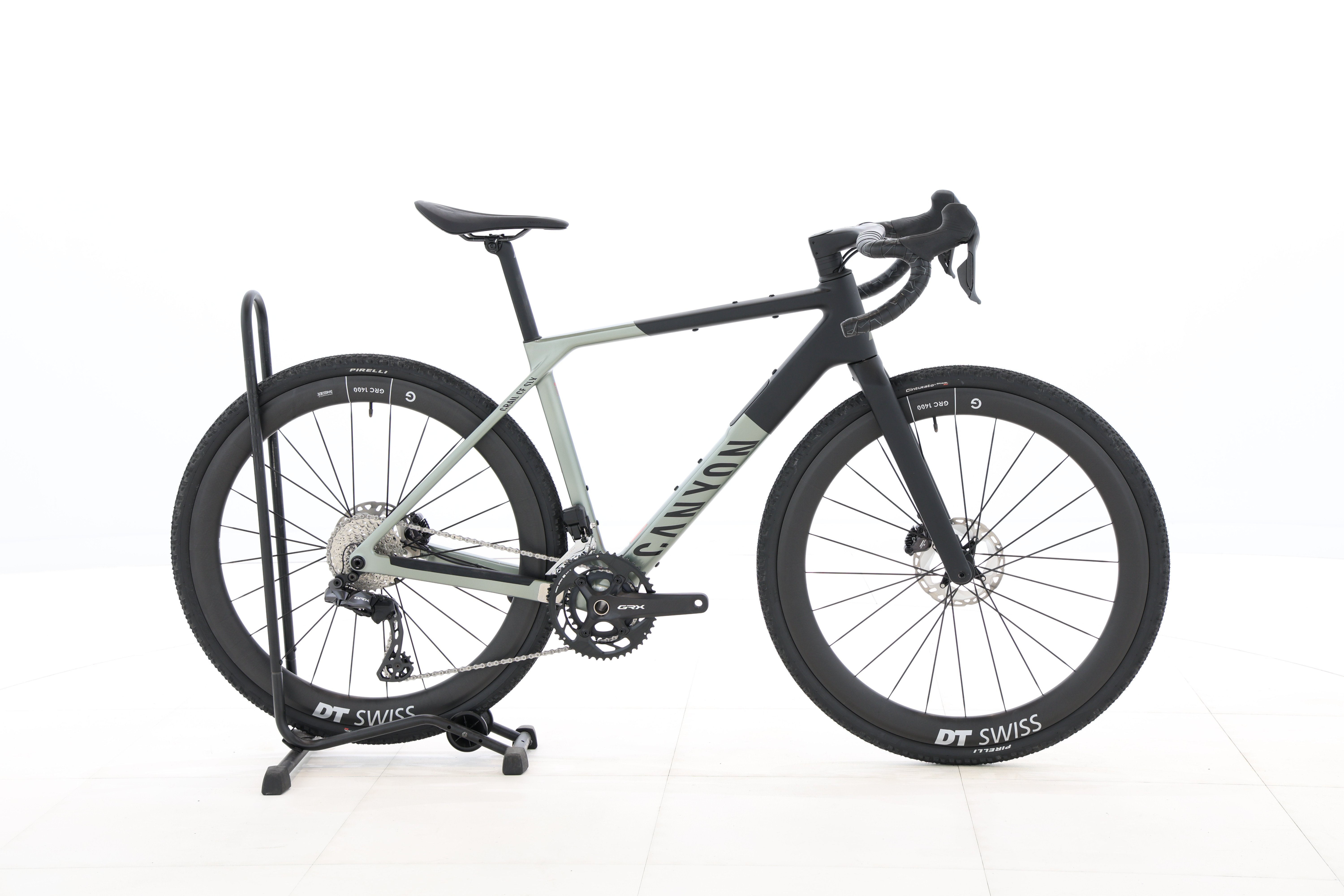 6feacd98-d02b-4d66-8127-a2d38f4cf198