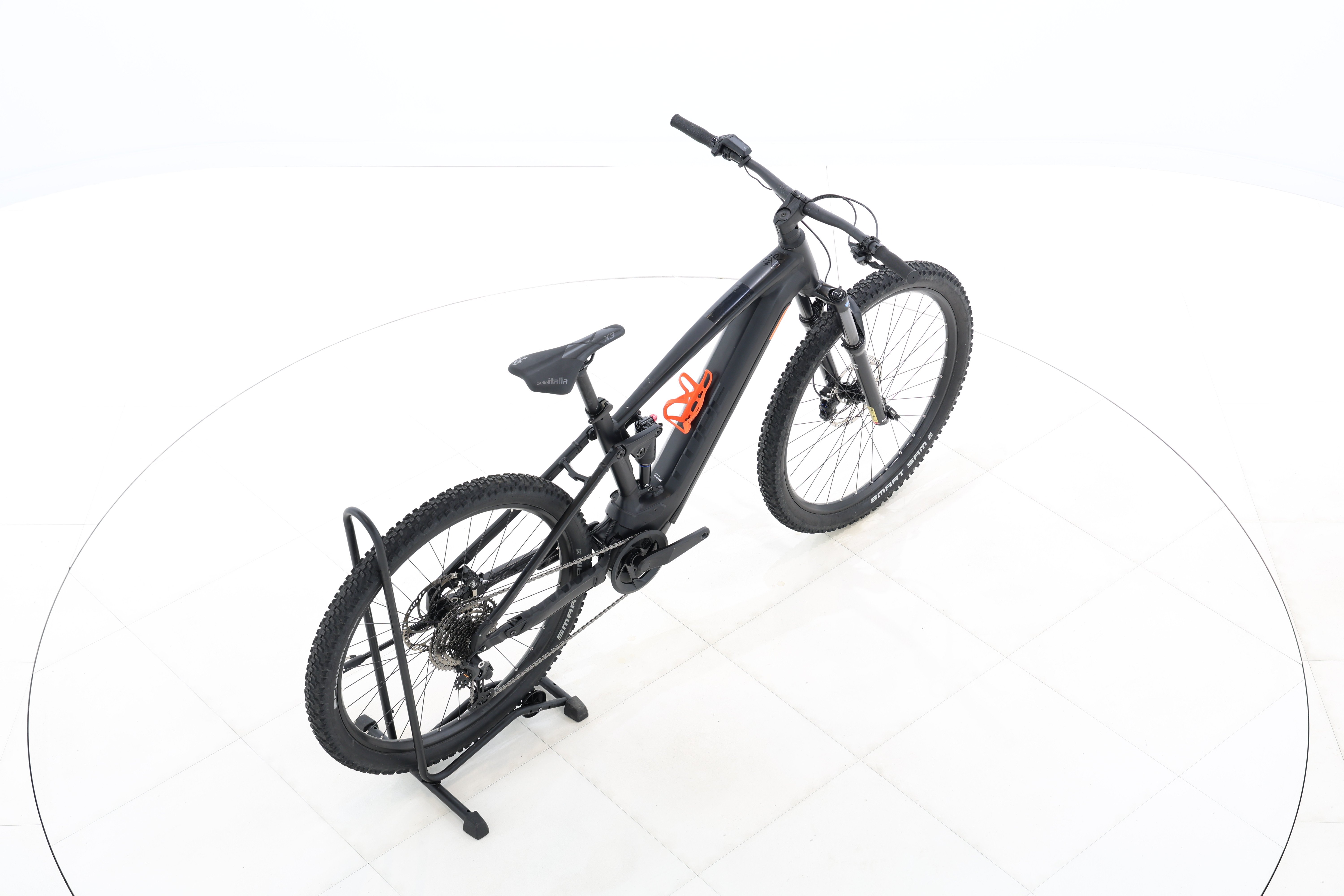 1661dc26-3b14-4cc9-a69c-22941b04b410