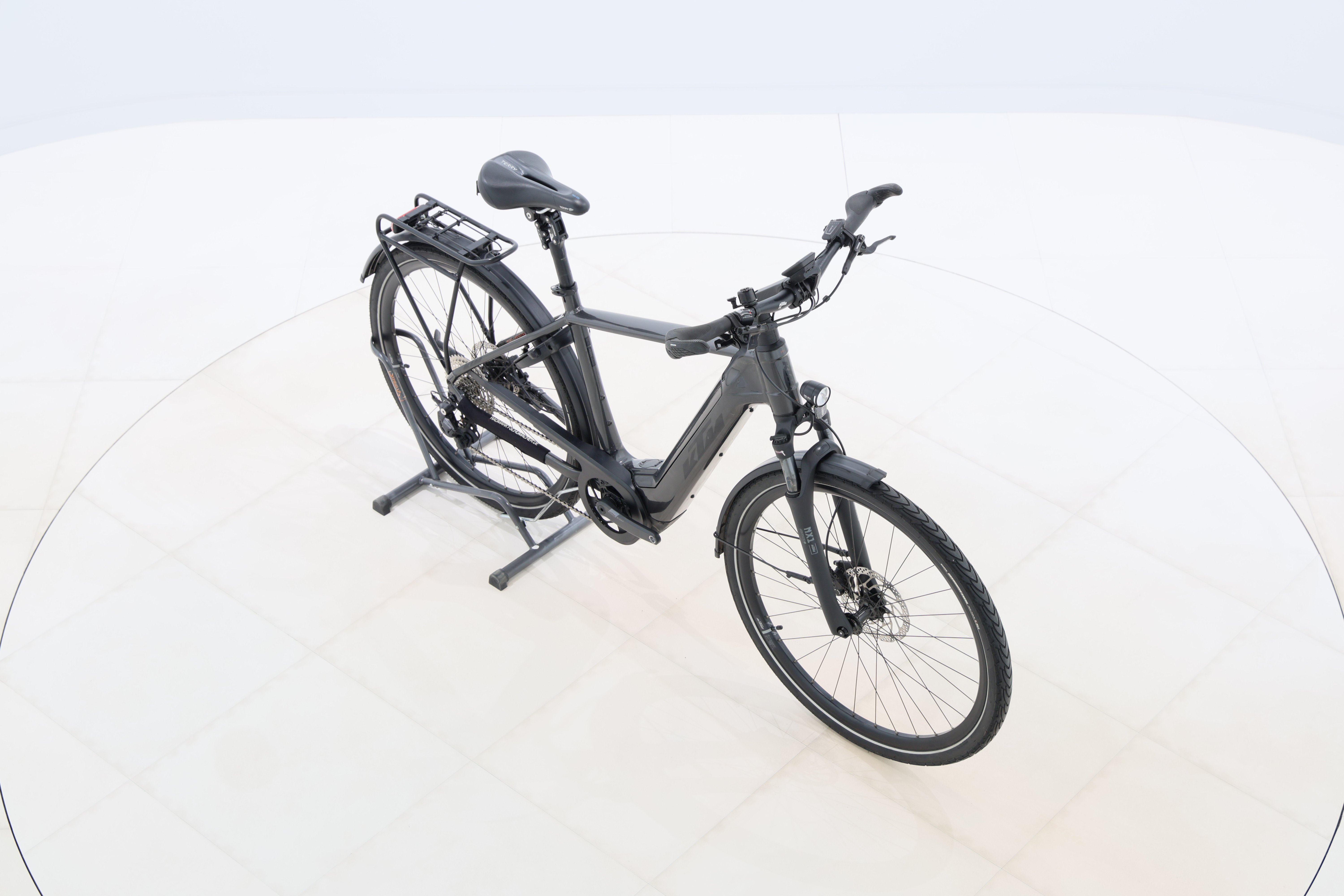 1c0daa46-4f95-47a7-ab60-939d071dc2ba