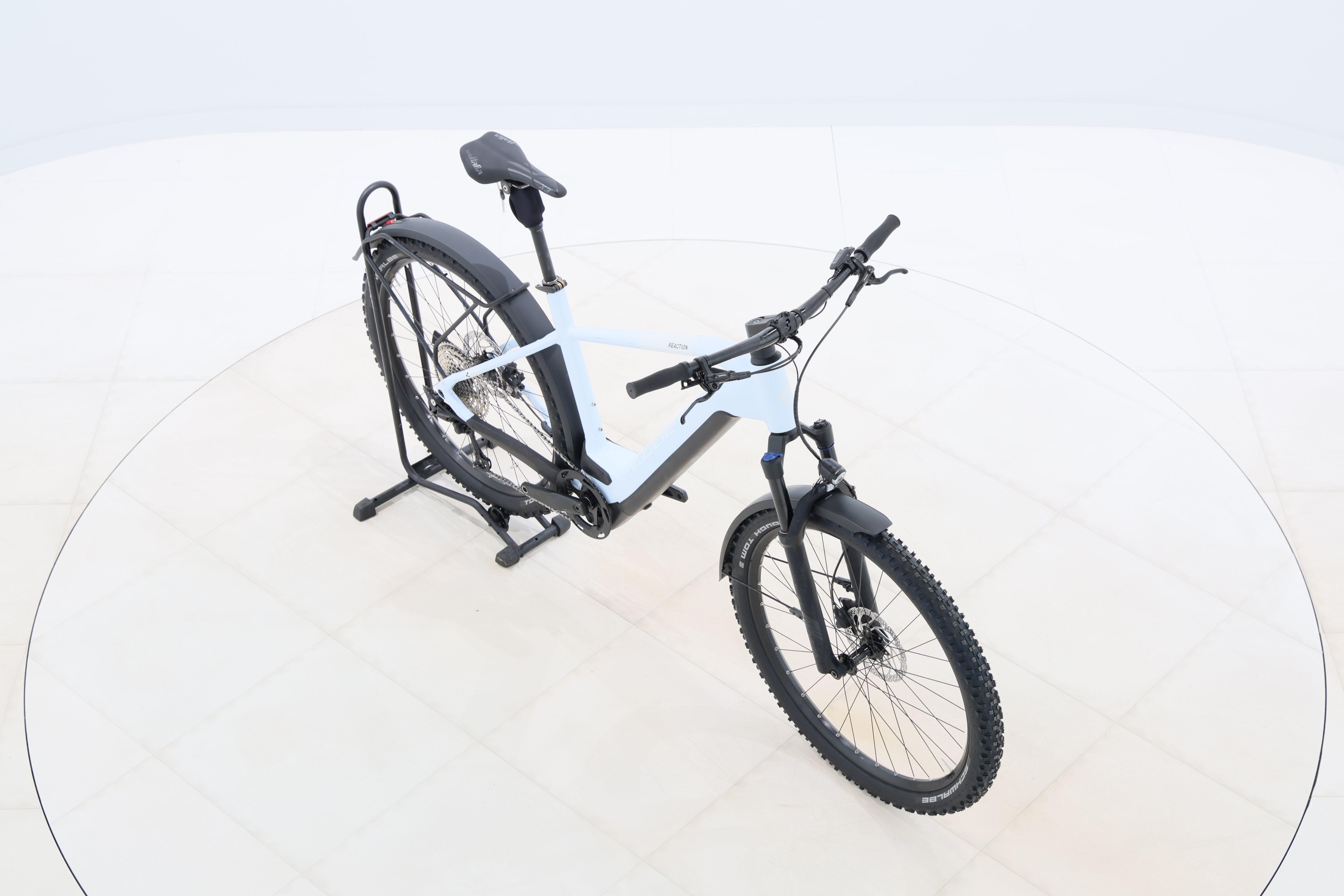 c751856b-5c8c-4518-bbcb-ebbb2000d9bf