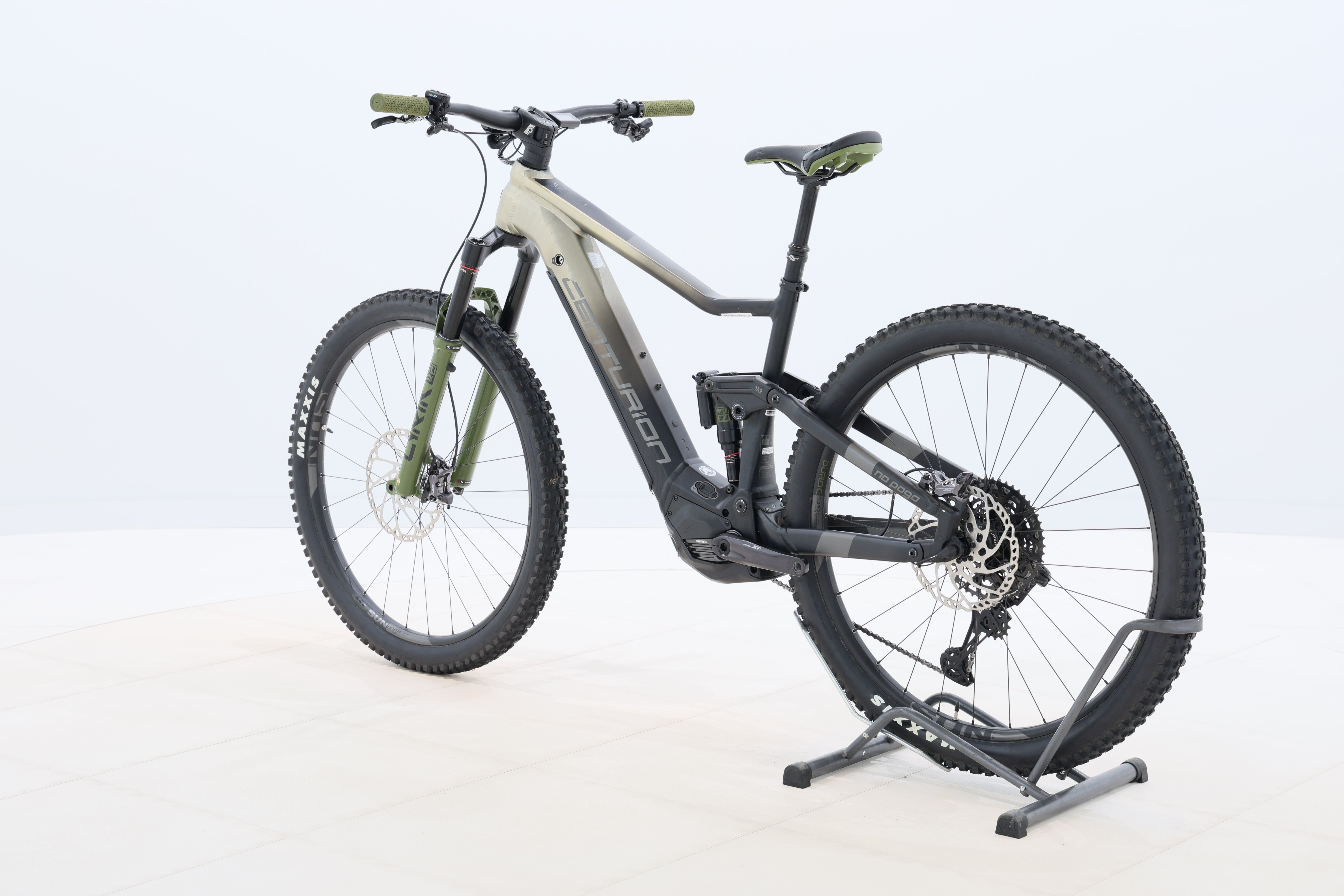 6a17ebf6-39e1-4577-8546-6420a0462f09