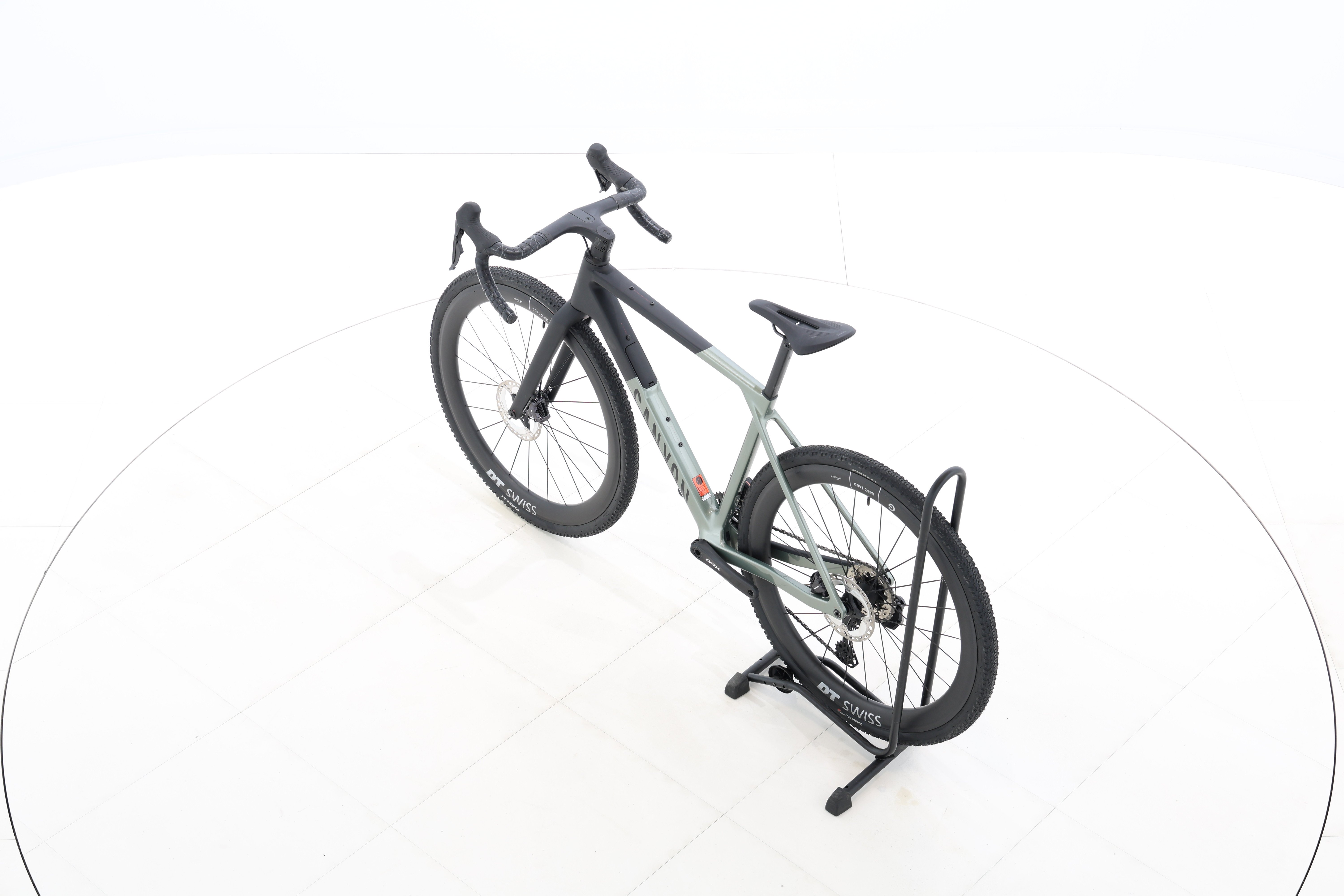 6feacd98-d02b-4d66-8127-a2d38f4cf198