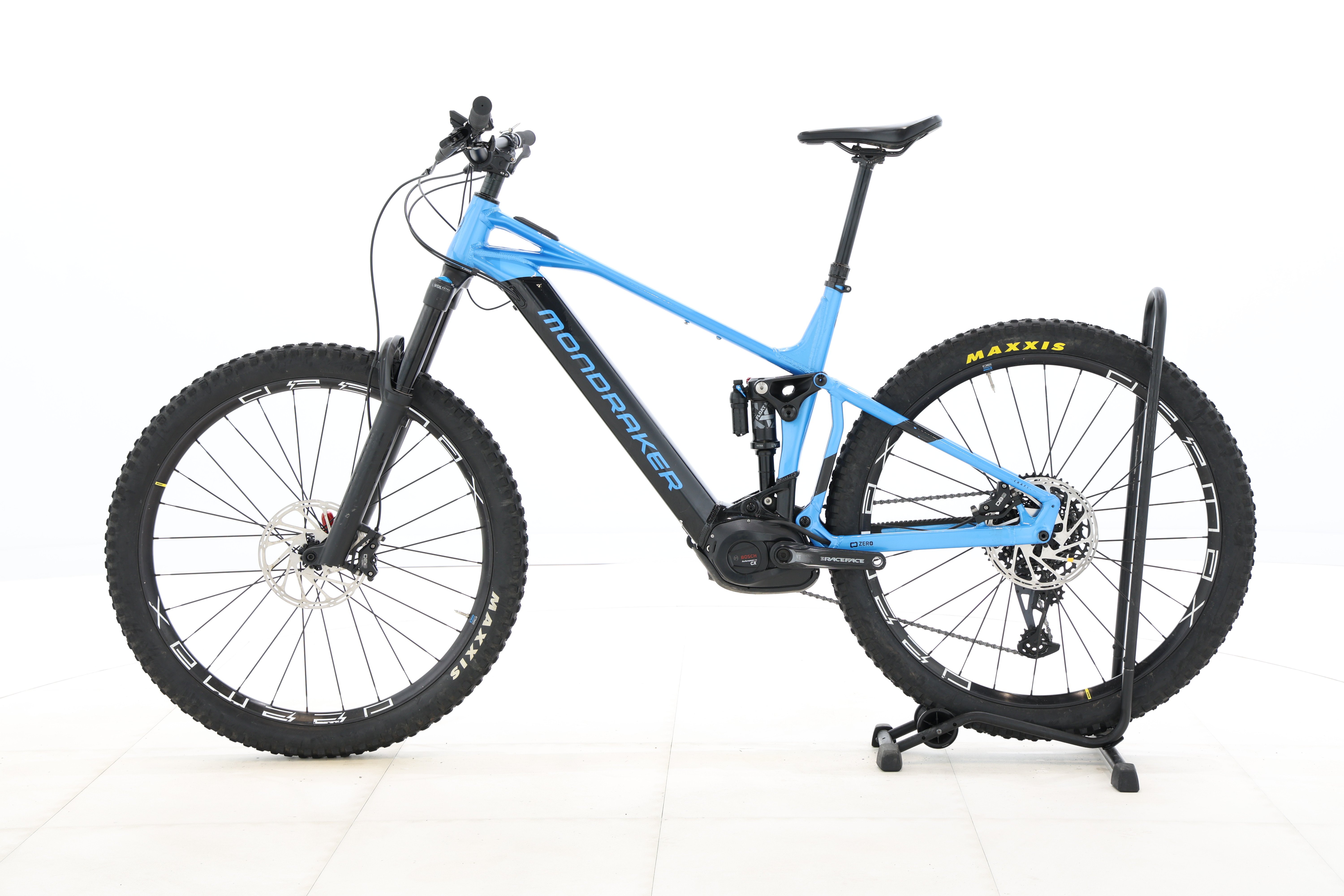 072f9e3f-316f-4c8d-8a1a-eefaa3d5b5d5