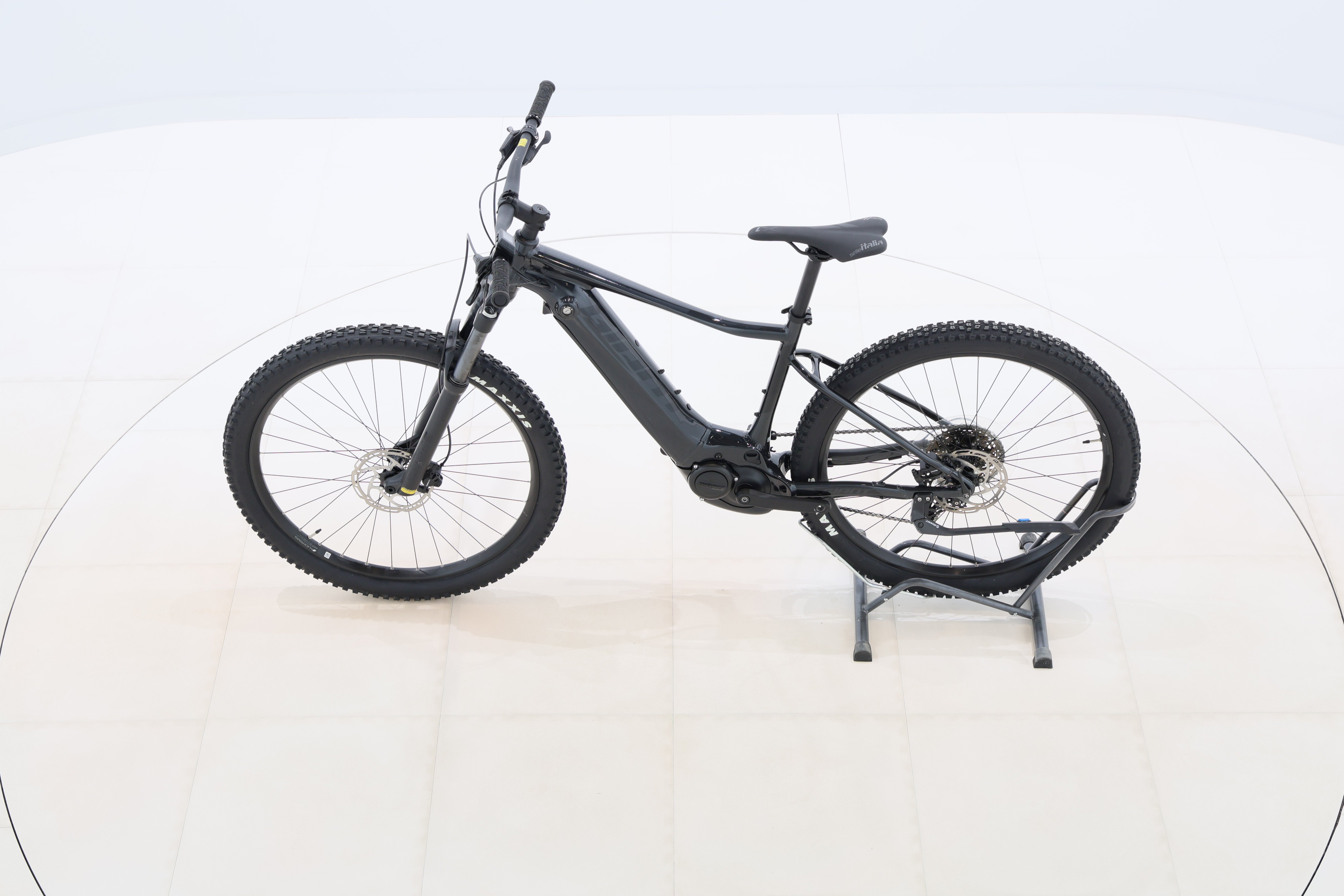 8efbbd71-4bc3-4794-8ca5-d950b60e9137