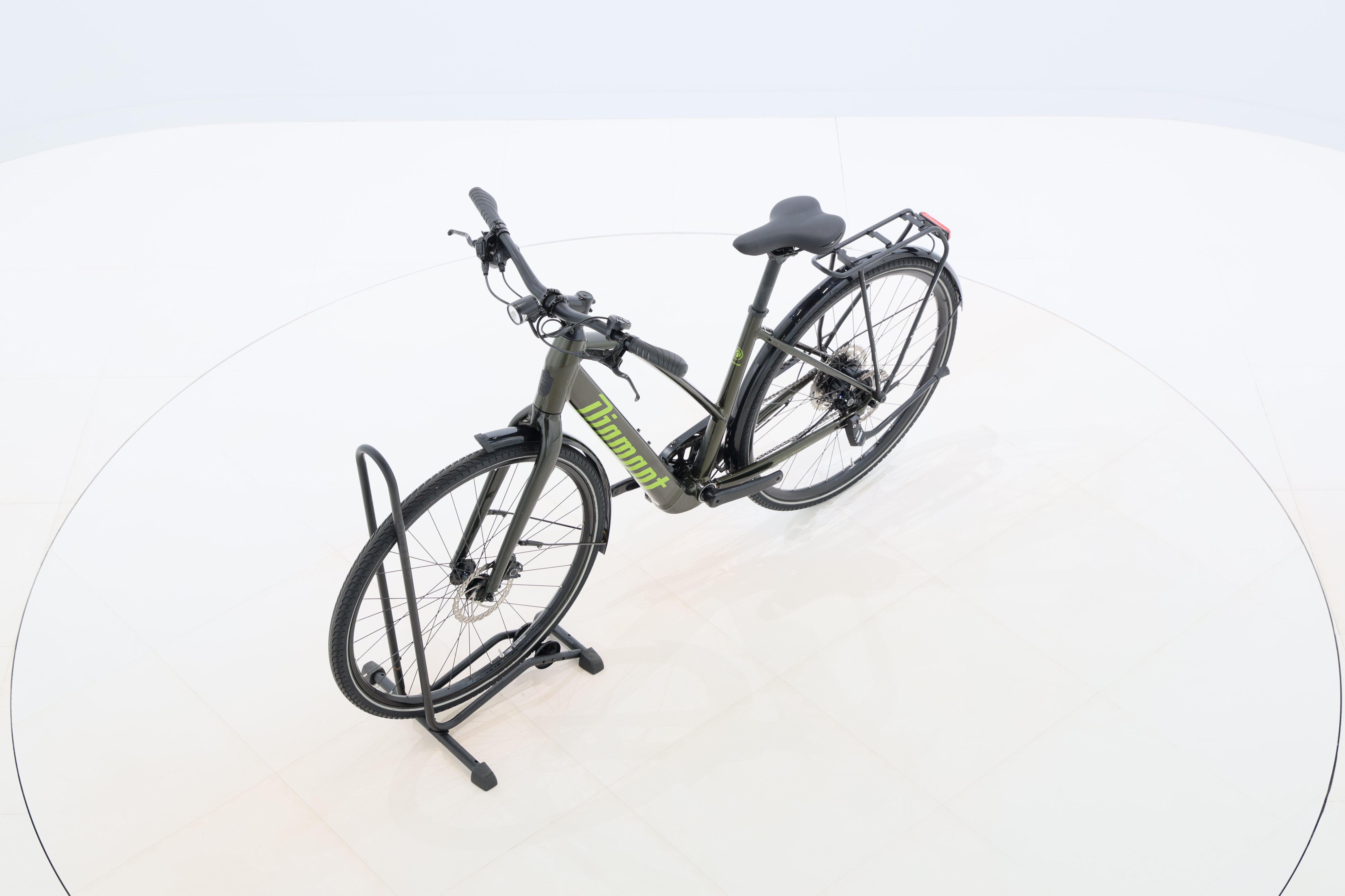 3cf9d2b7-6888-4948-8eec-2bd77ec24685