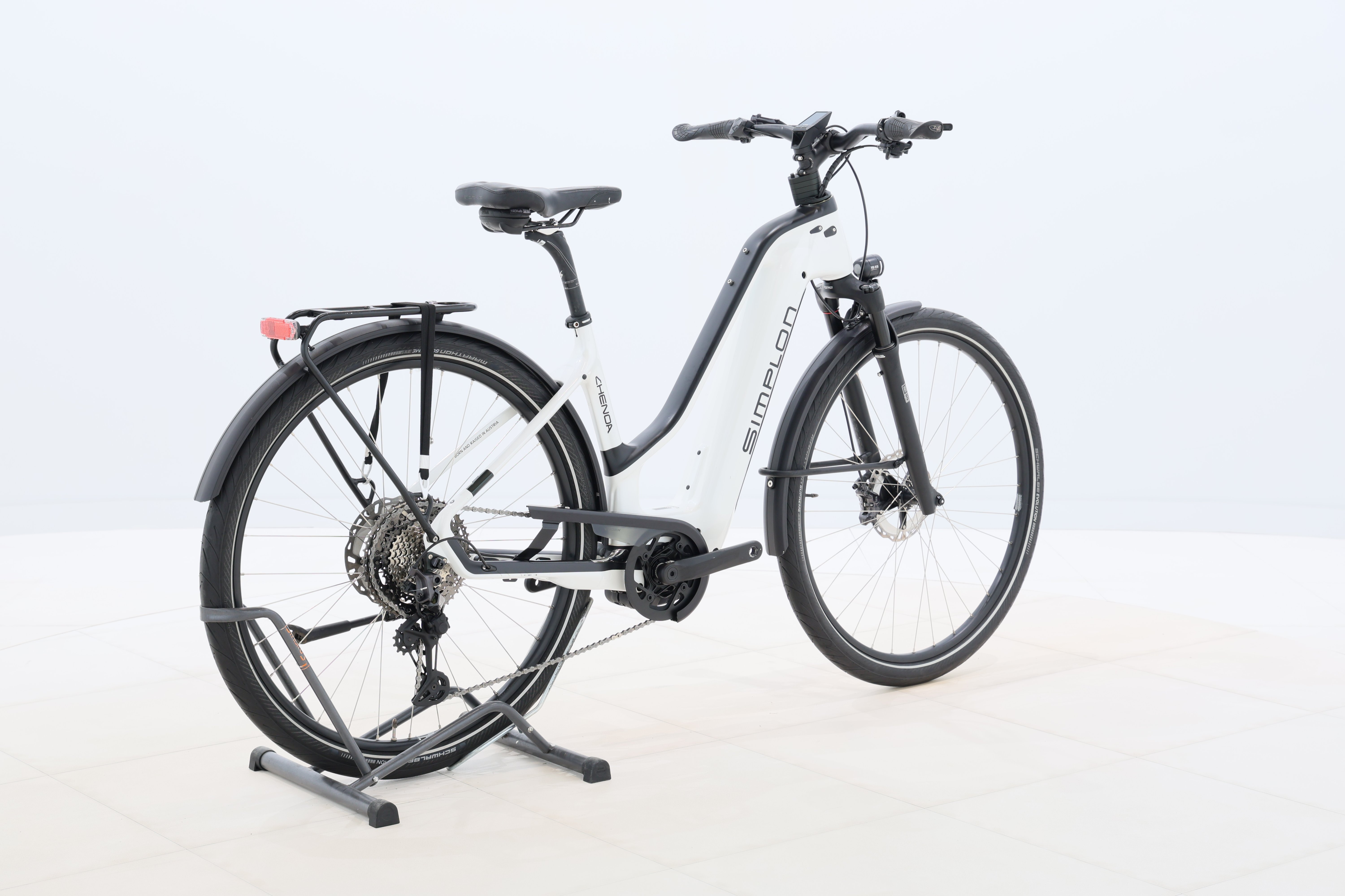 9dcbb986-4b11-47be-999d-1654d5c48bee