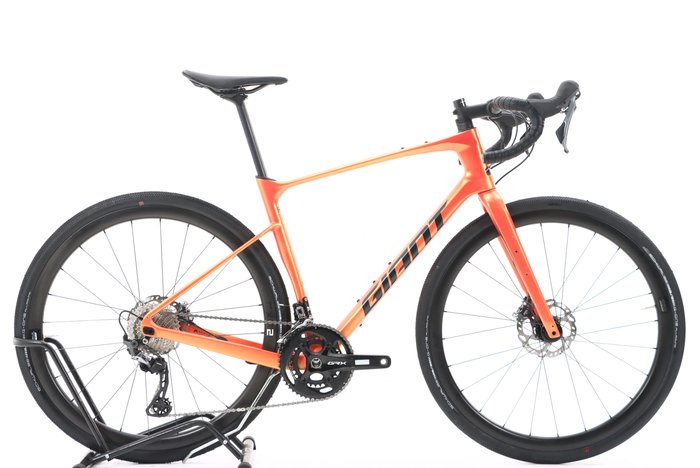 Giant REVOLT ADVANCED 0 2024