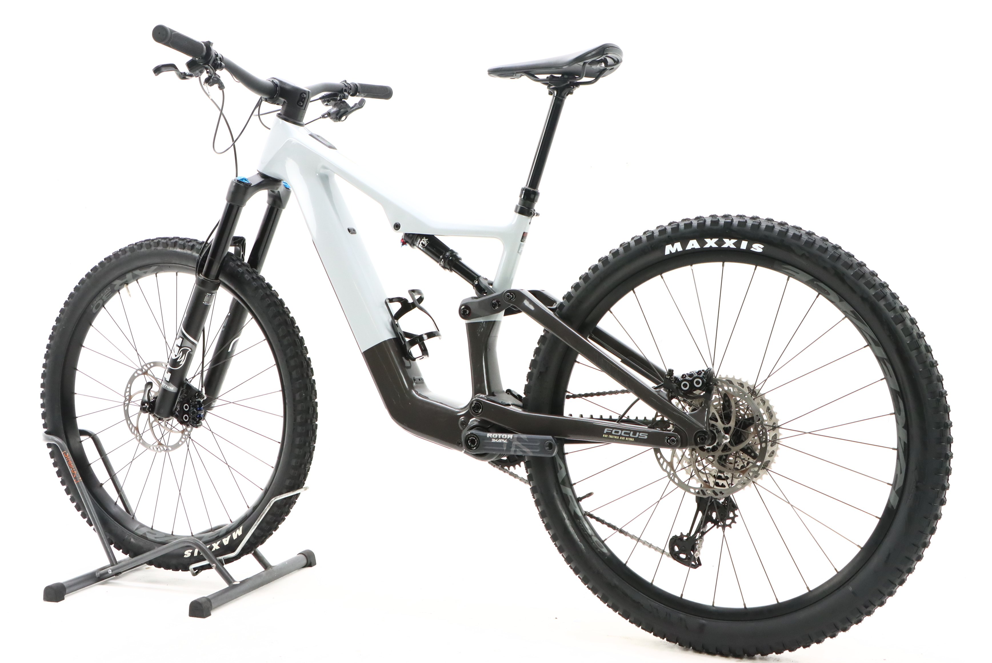 7f83b040-6409-4272-b34a-cd256e393857