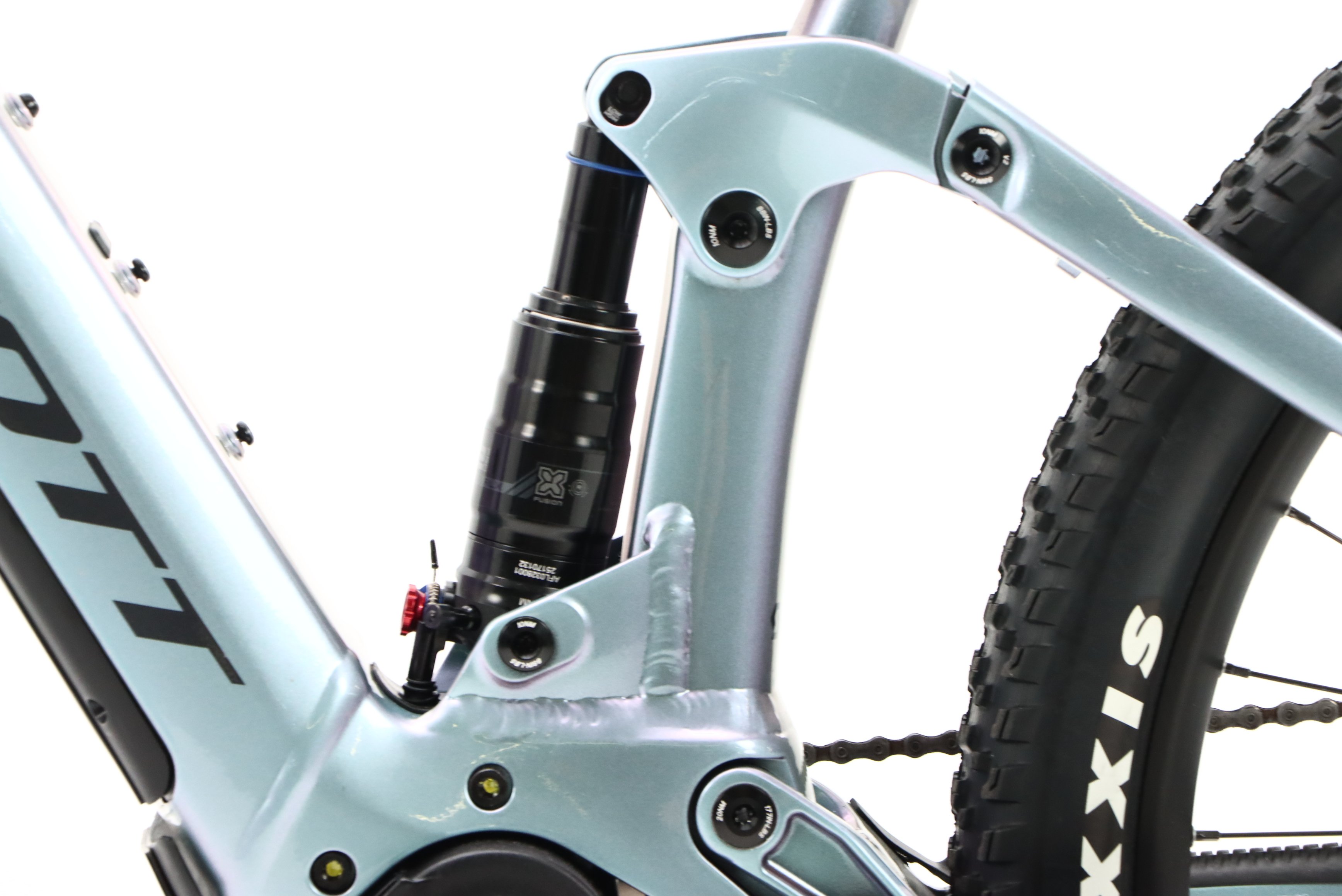 560770bf-8a35-4f3c-909e-a0589240e1cf