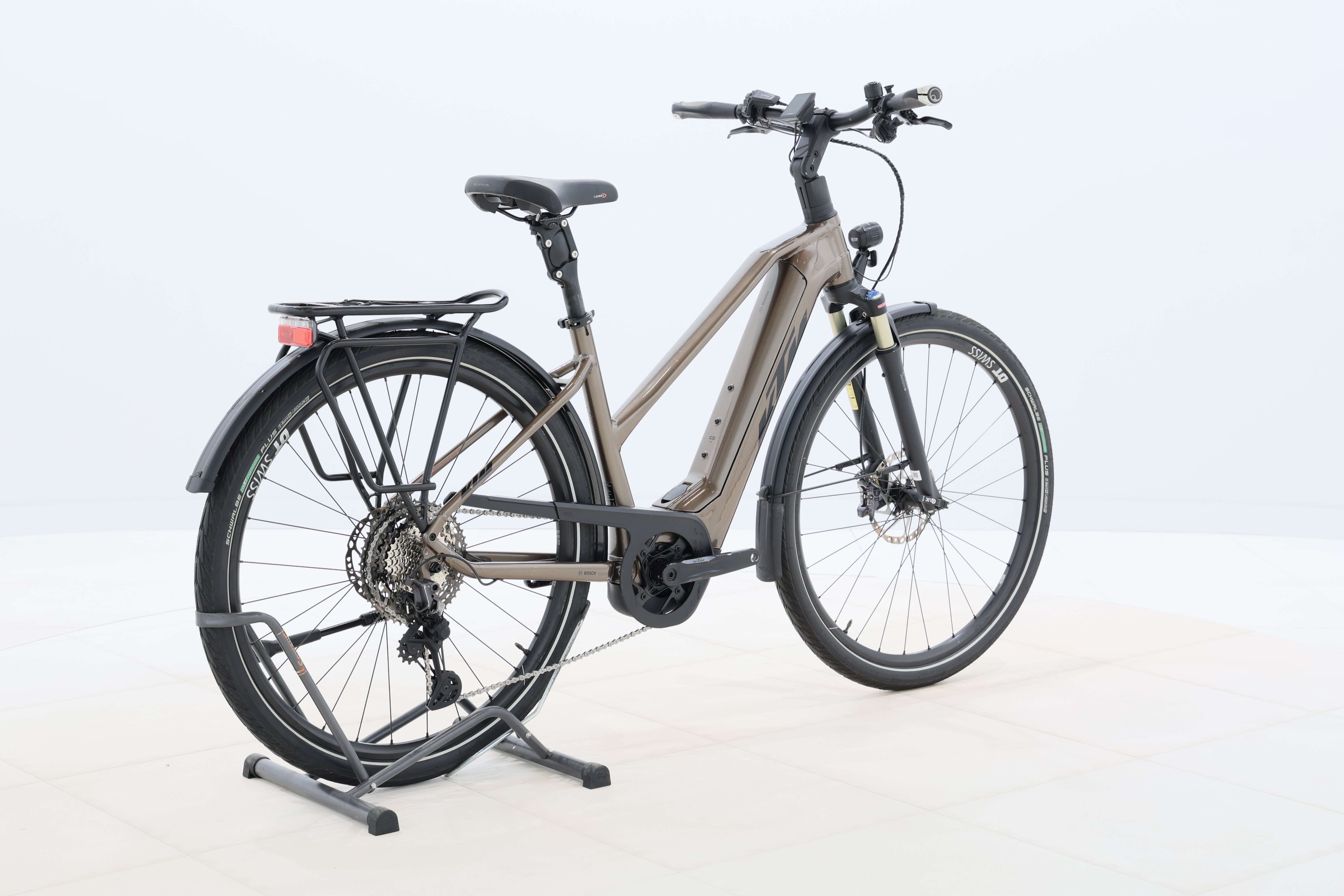 db26fc49-c9c2-4982-b5a8-32052161ebb5