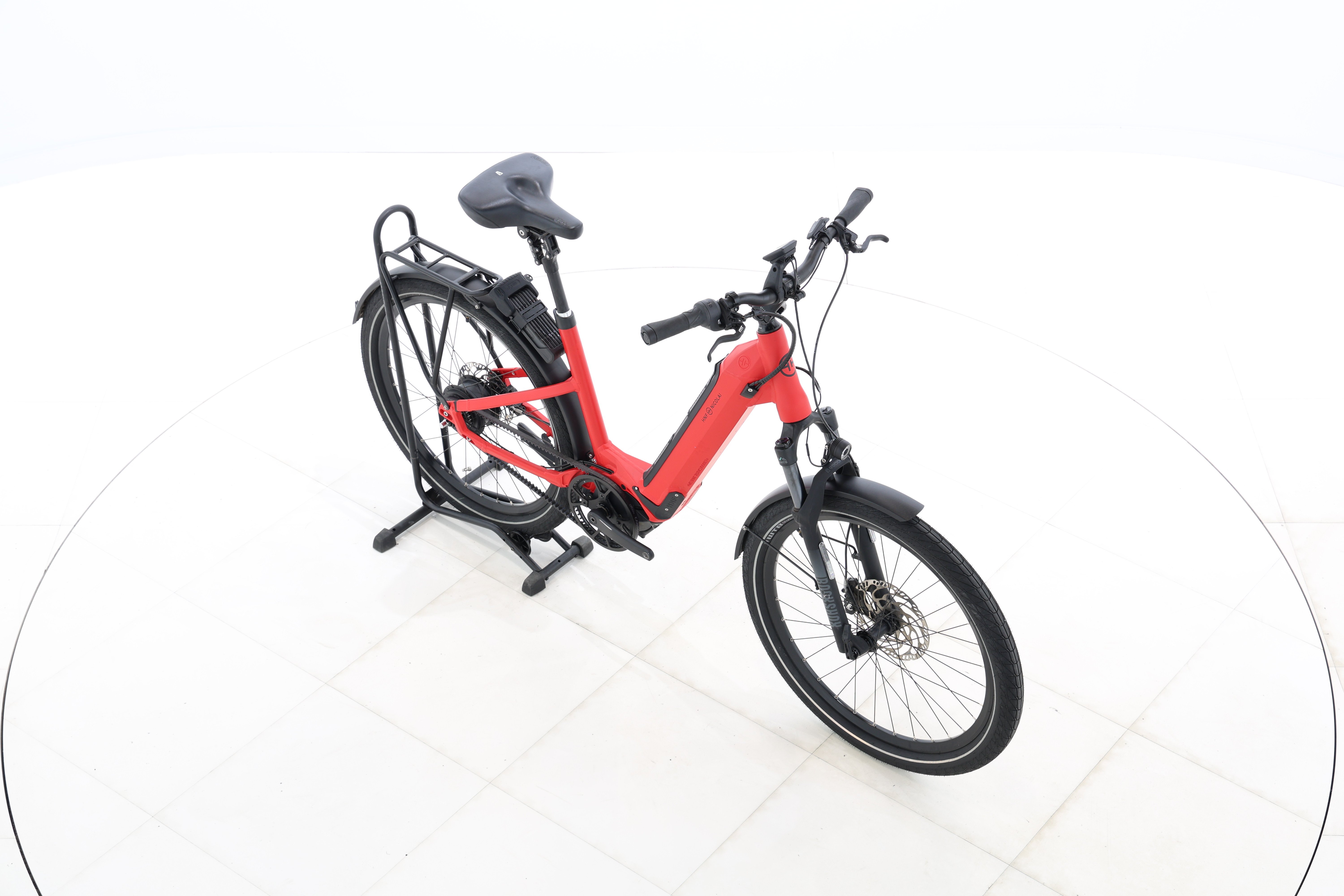 e8926e2d-be4c-4f84-8ace-8705ec47fbd3