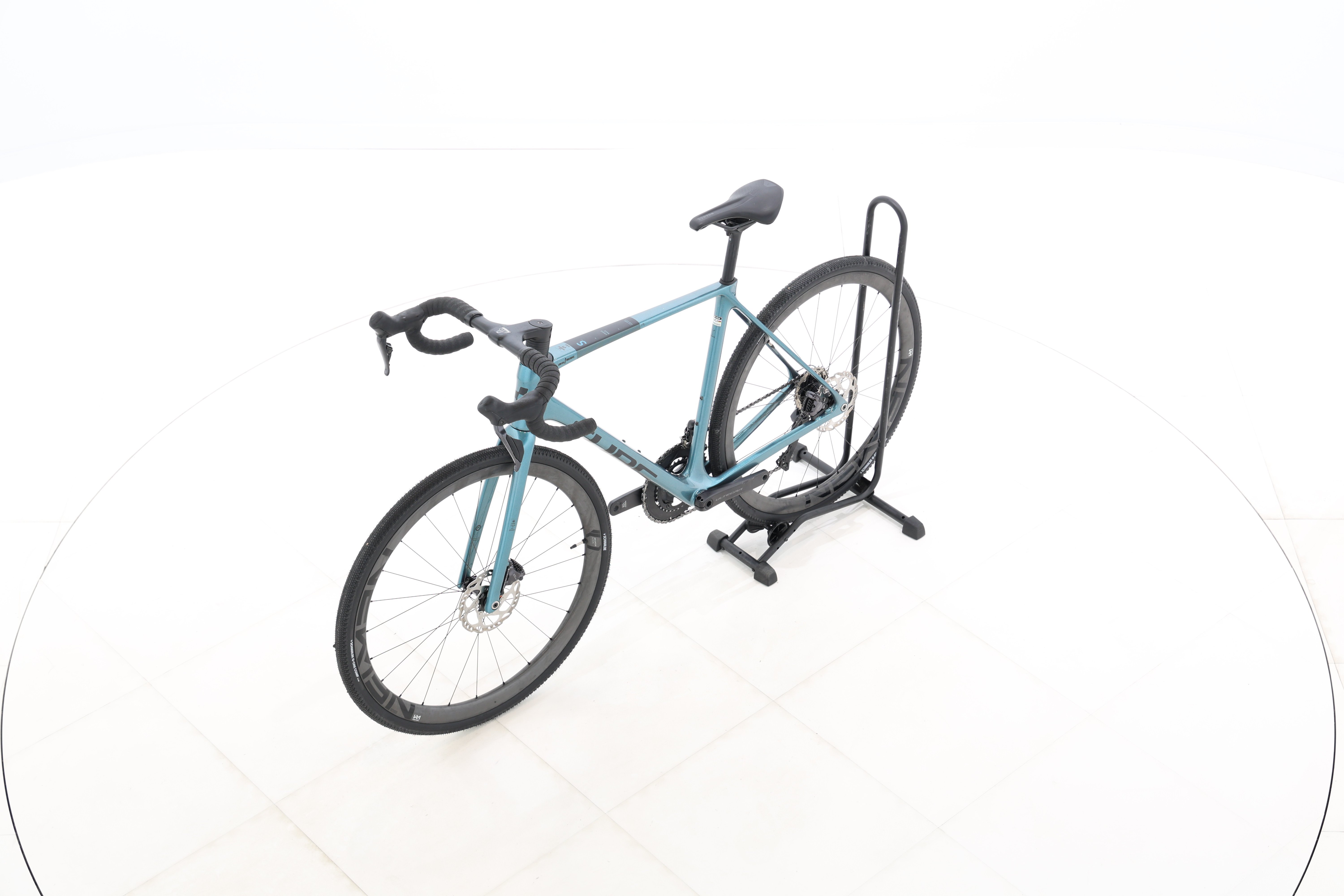 e51db9f3-279f-4d5f-b279-7cc0e829f68b