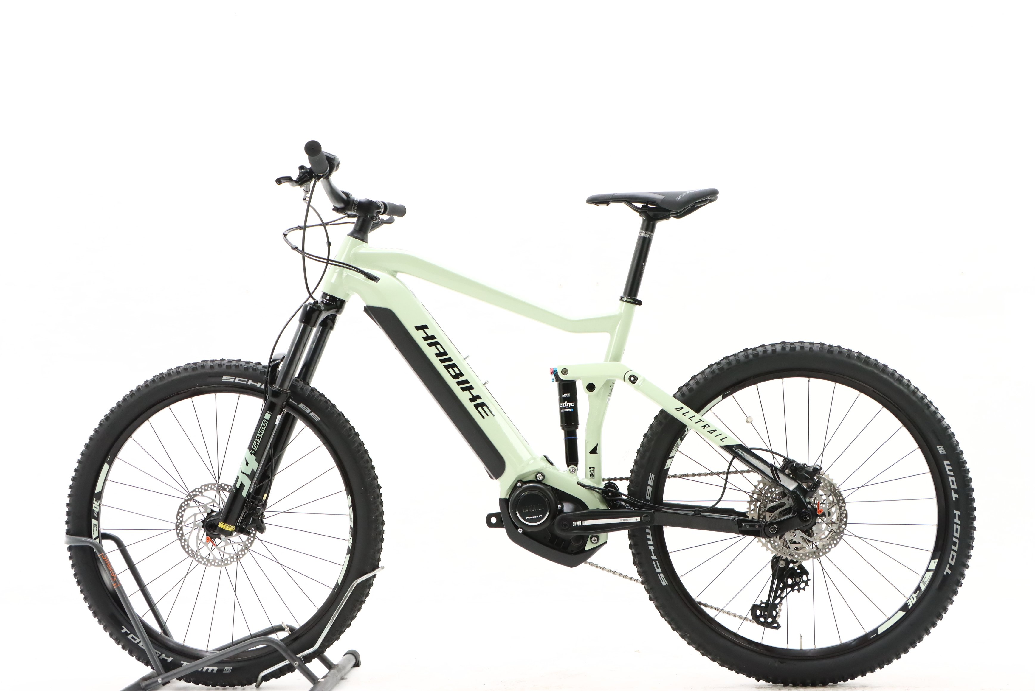 c7c00113-e042-423f-adbd-8c3f1d529eb3