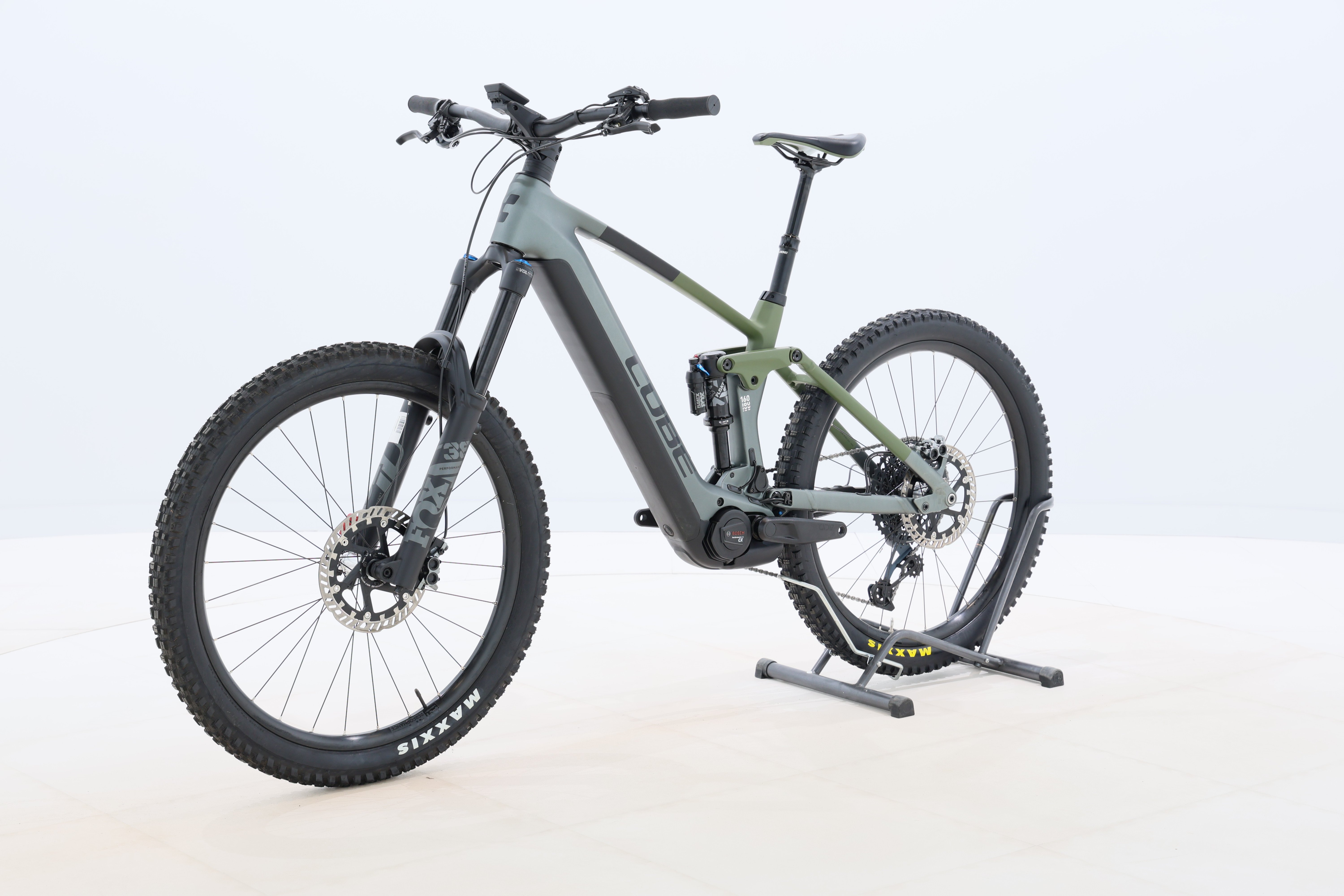 0471e261-712c-46dd-97e4-cde69b6ba56b