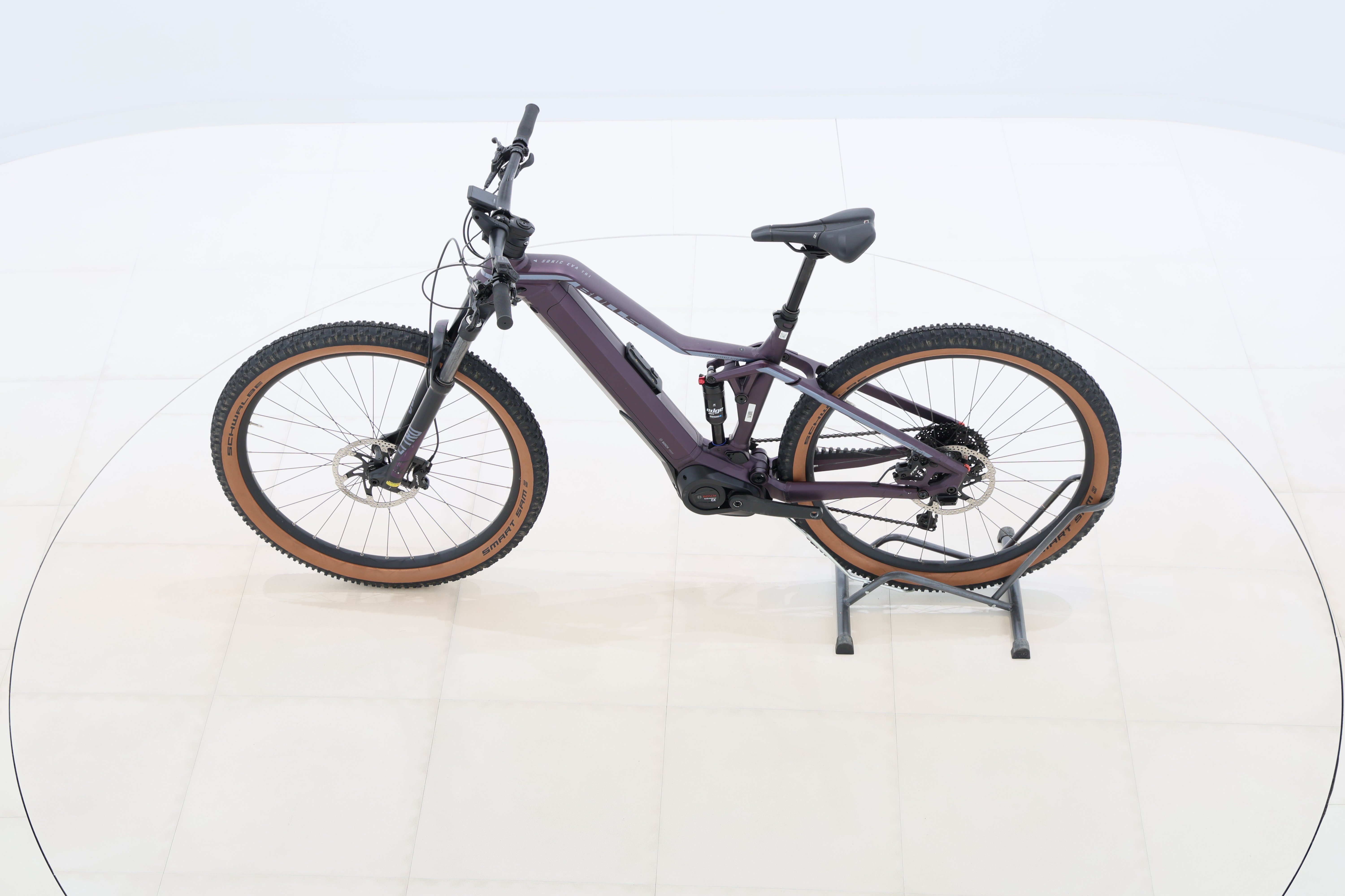 f915f17e-ee43-45a5-9c86-0732335b23c9