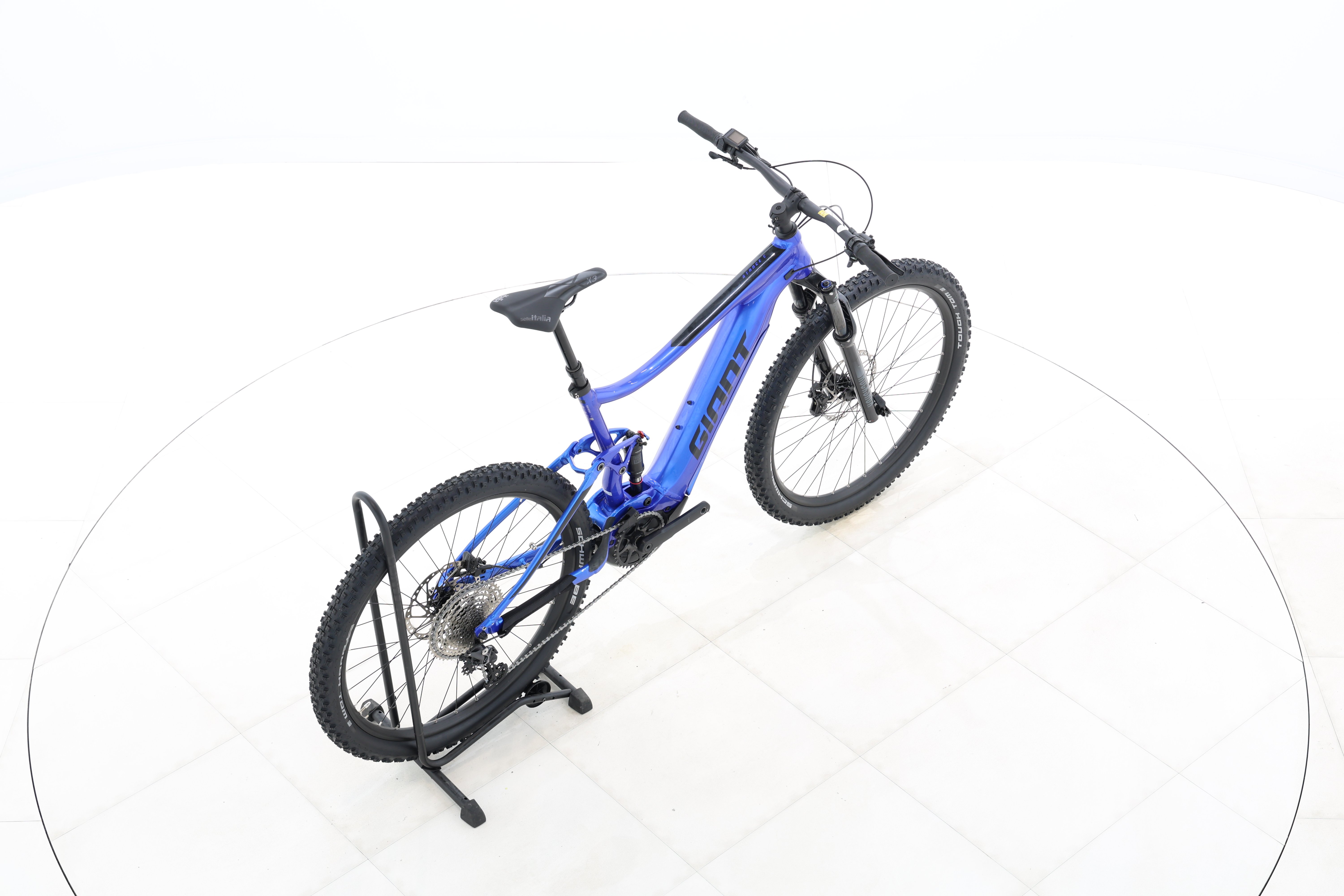 3d4721bc-782e-4e01-bcf5-a0755ce7eff8