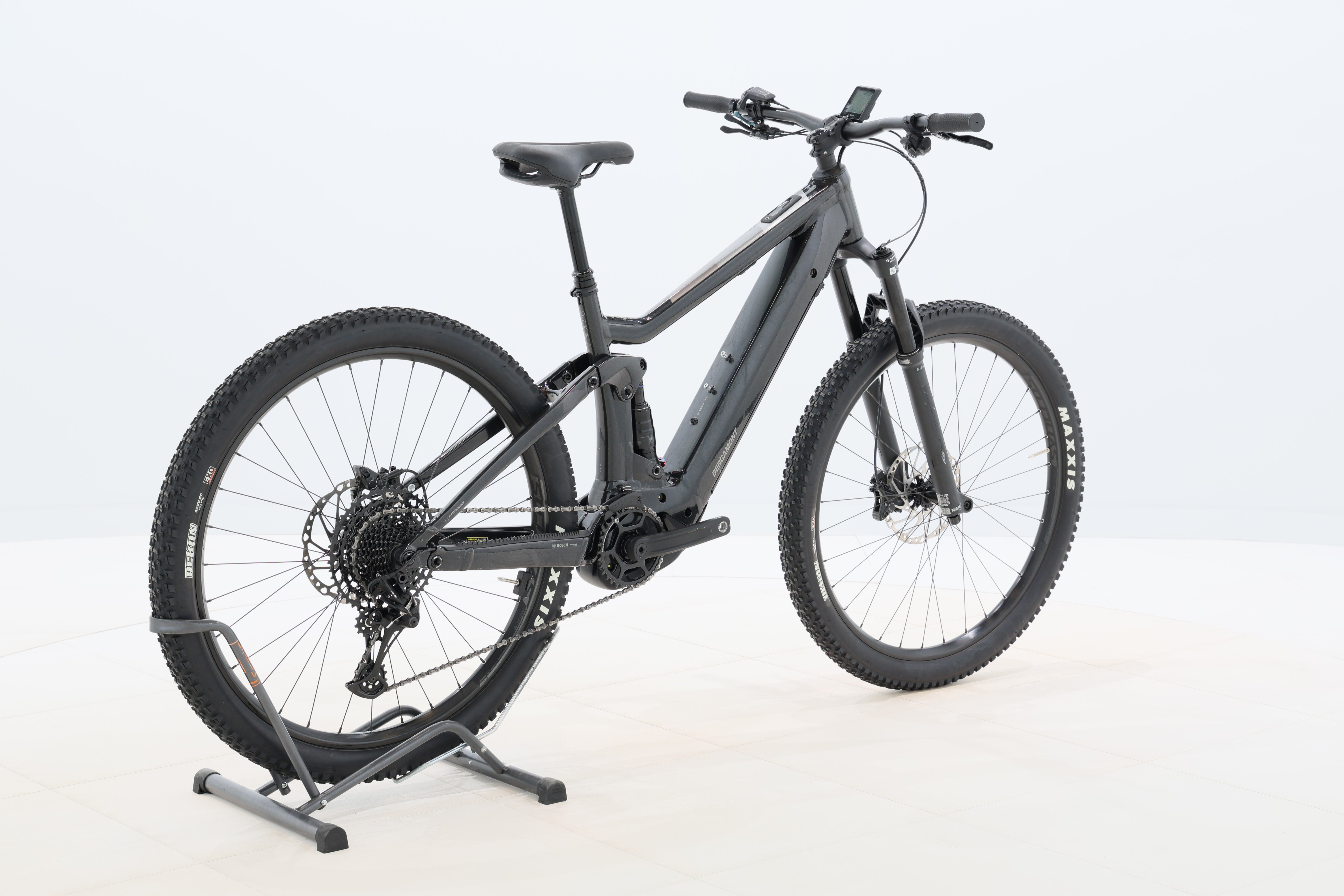 b236ebda-4b4e-4dcc-9273-09ffeaa6628e