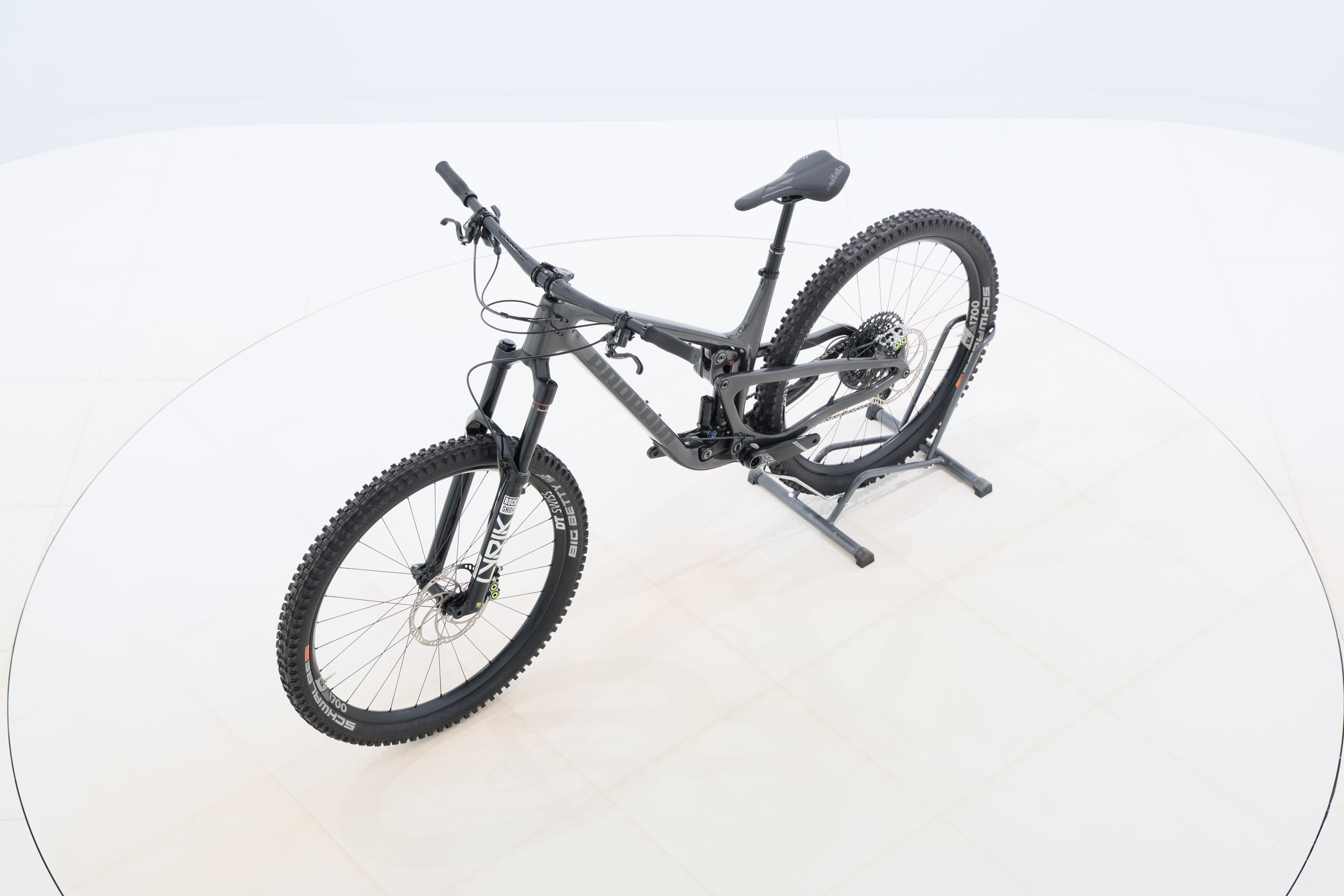 9066761e-fc02-4a32-8154-5263c8aa1f5c