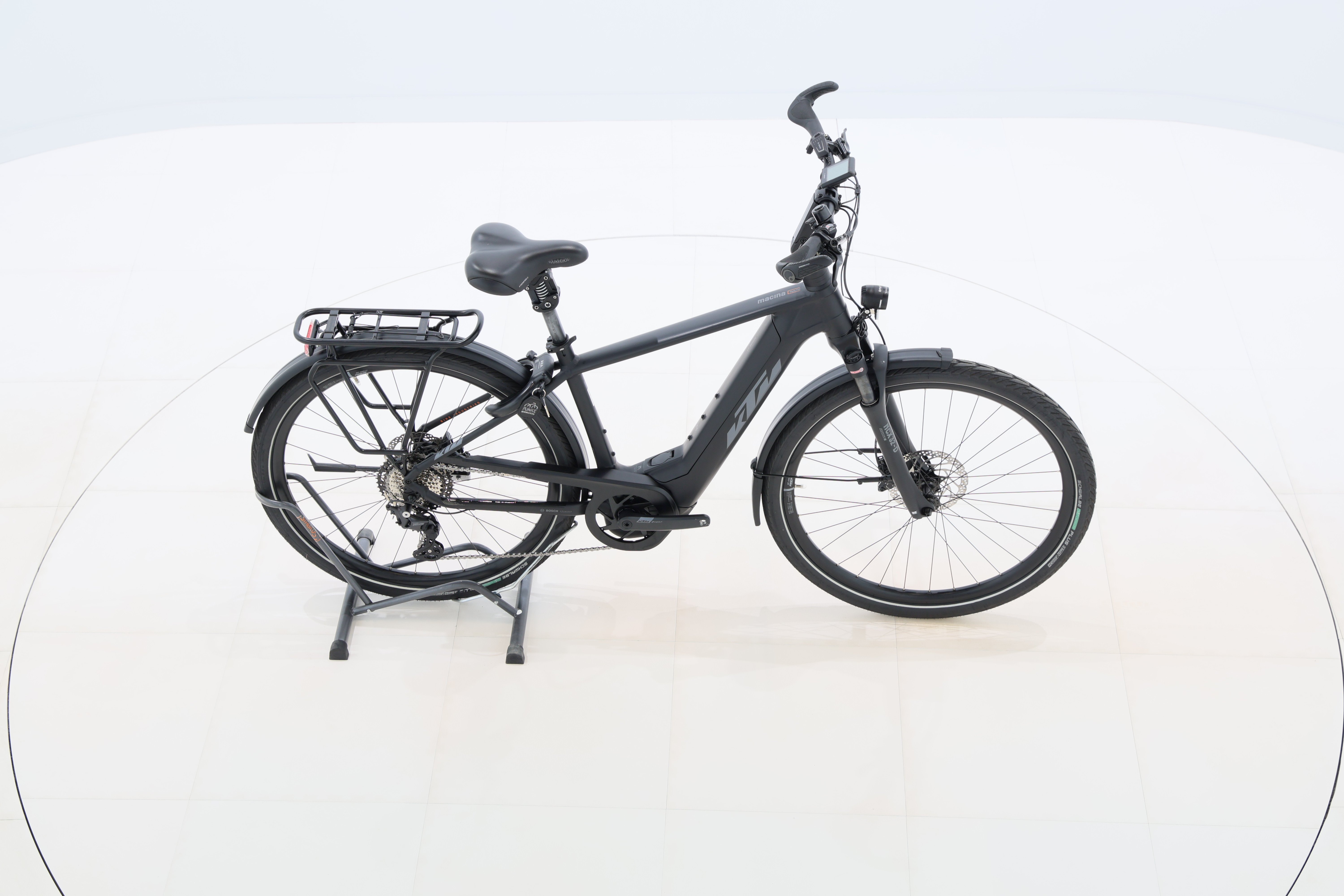 7b21debe-35d8-44b1-9d8d-38c36c6daf9a