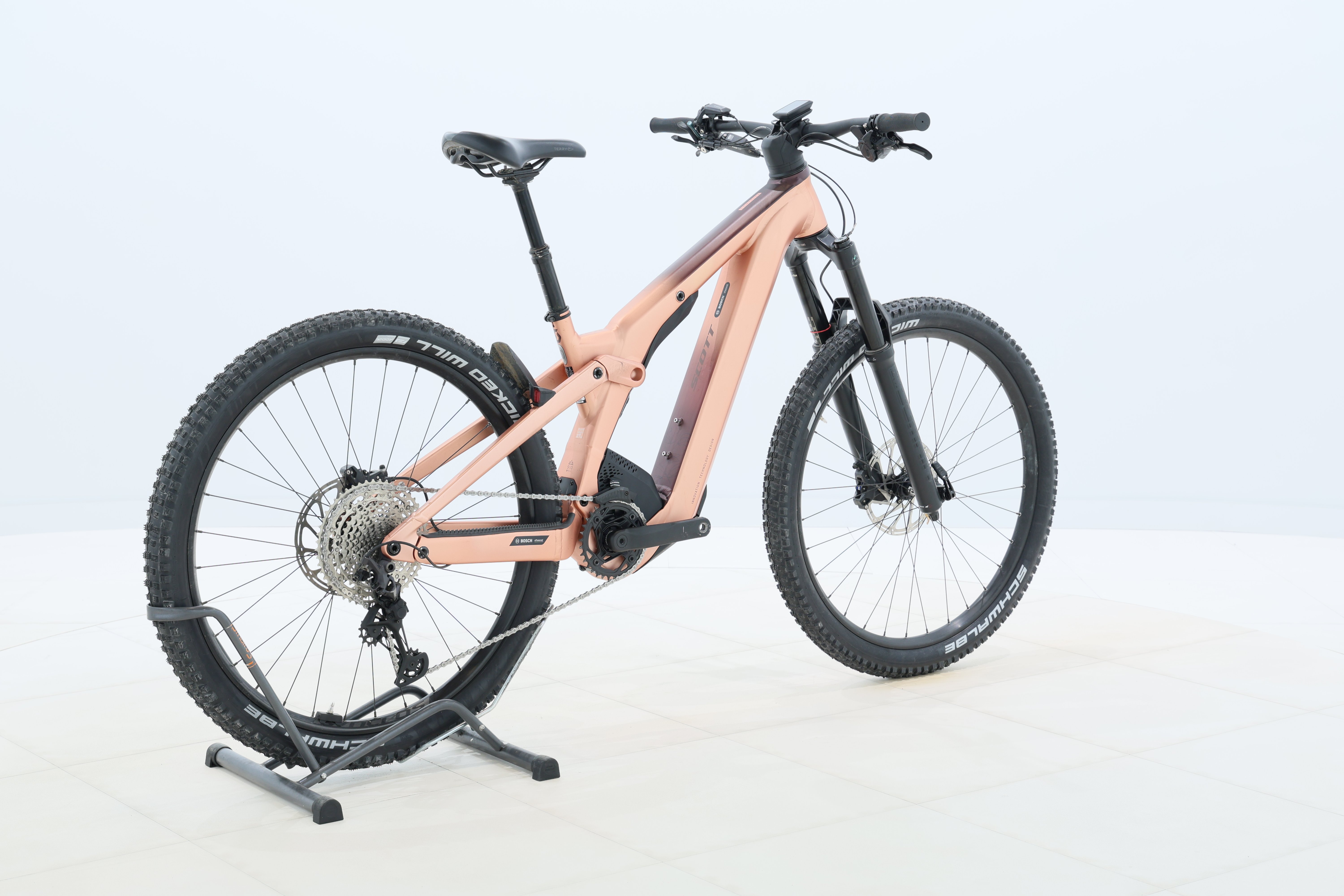 831c4675-8d1b-4a06-91d6-d11af4fe07dc