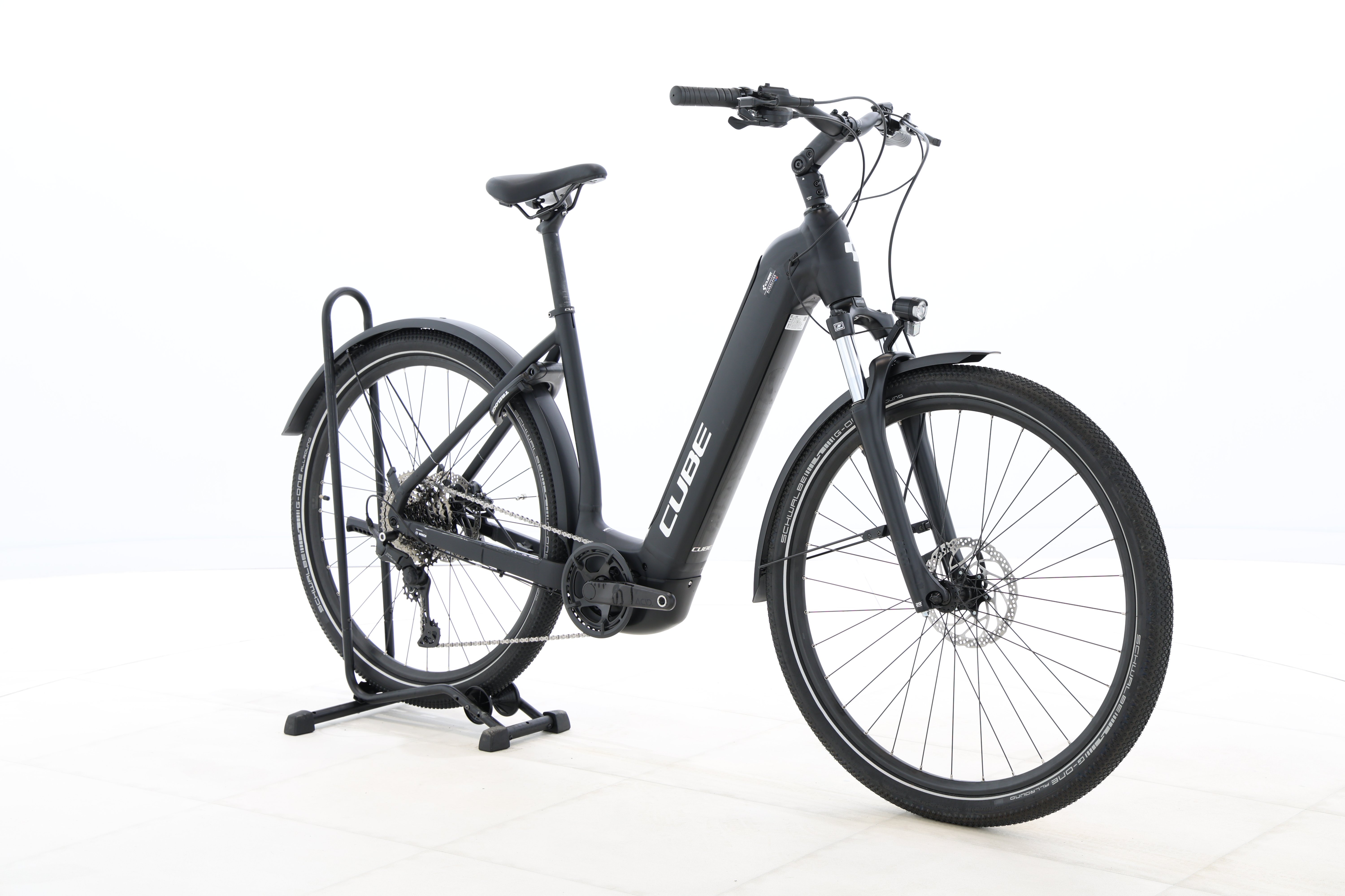 3cb5b8bc-9fff-40e5-9e81-efccb154ffe9