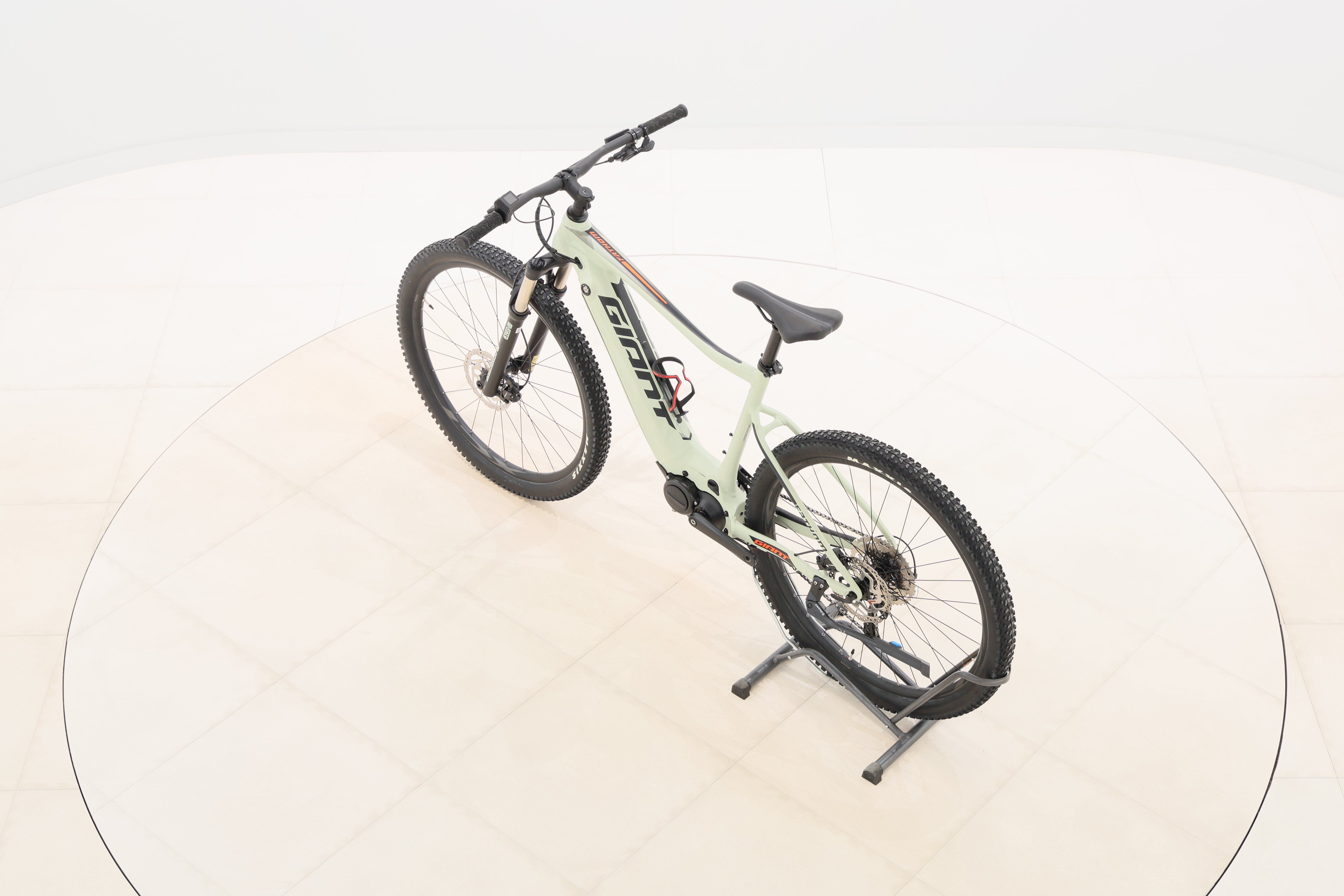 514e82c2-a5ff-4475-9154-39016ed92361