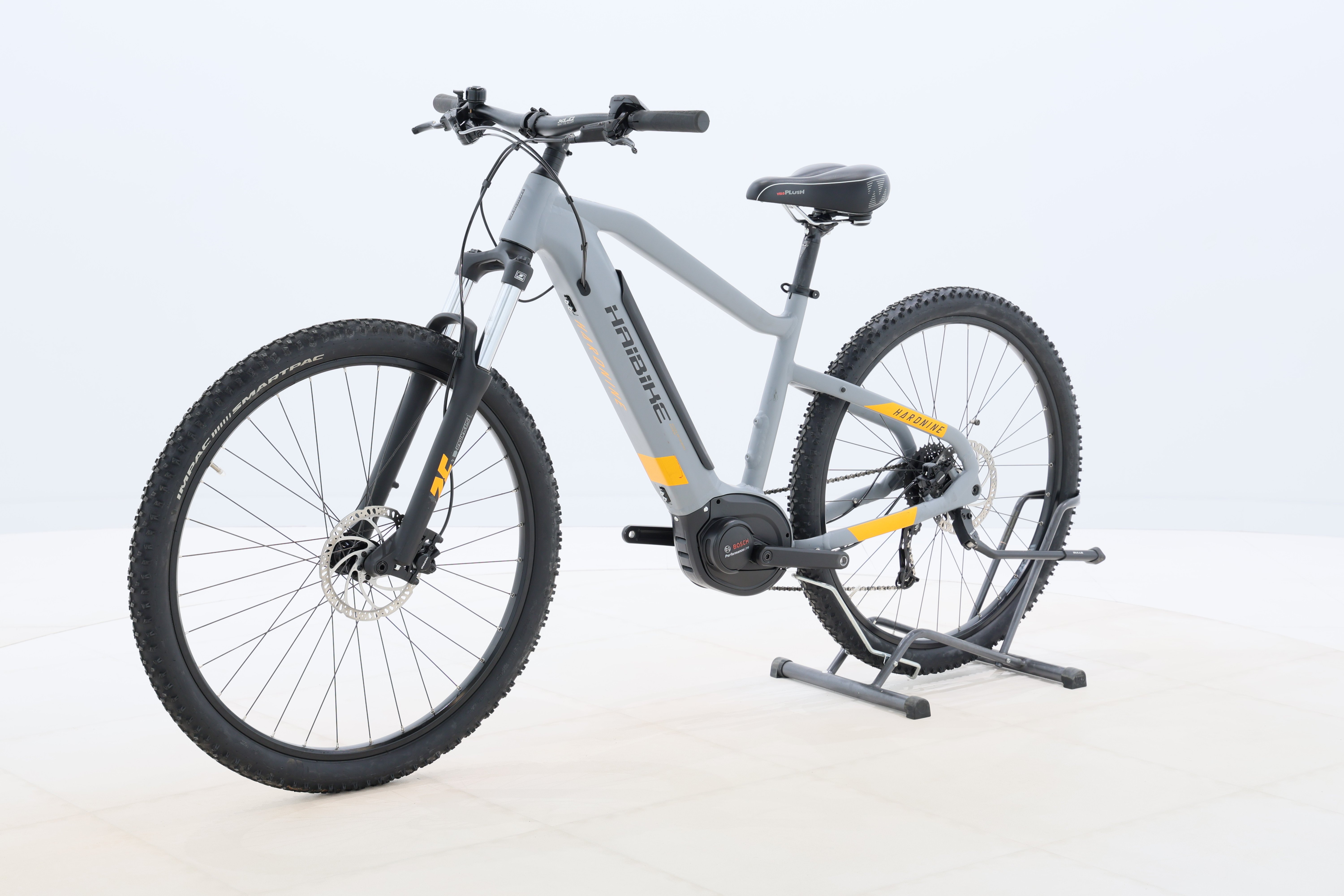 d04afc40-6996-40b1-9d2a-d145f7194848