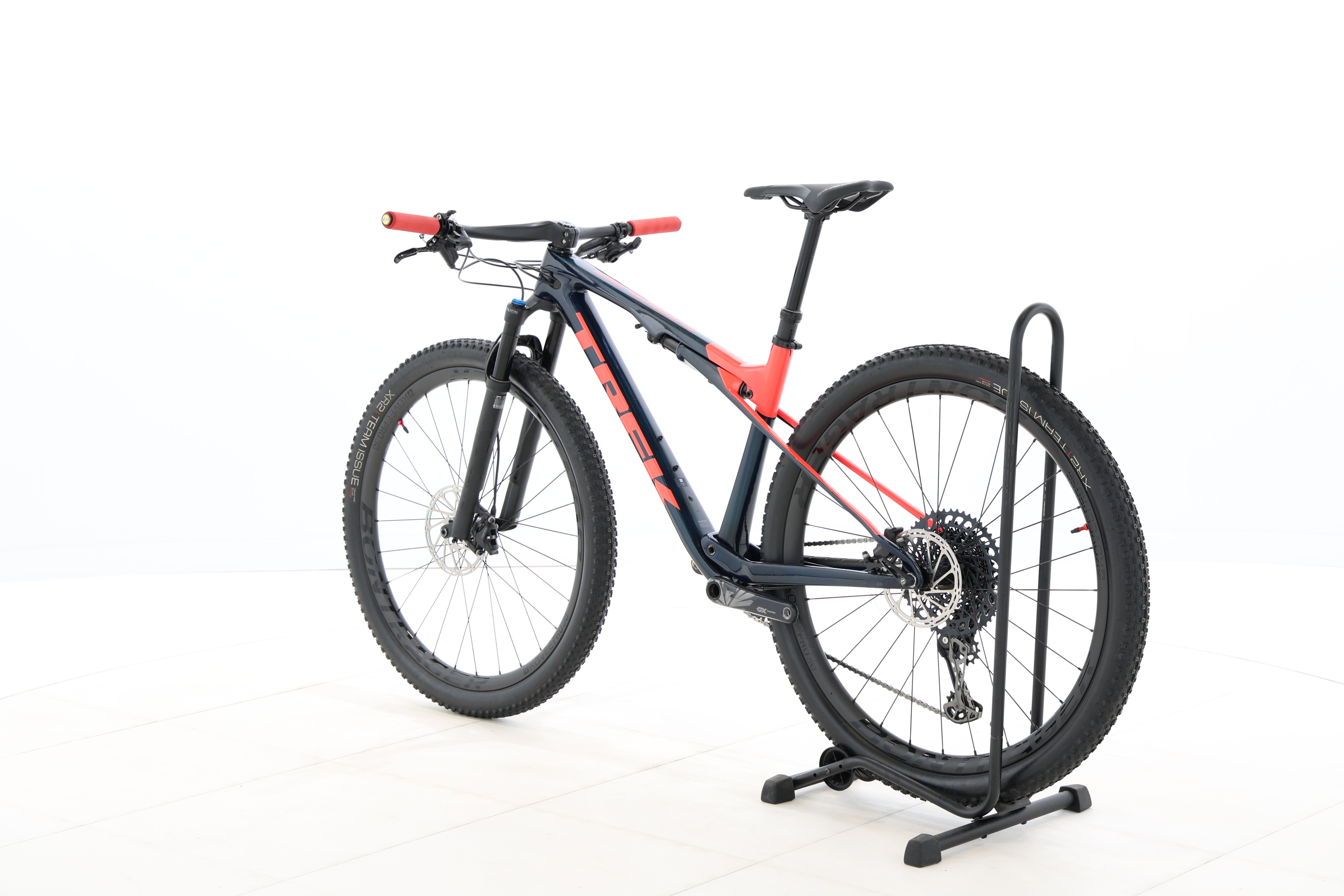 0074b4b1-182c-4bb5-9d98-c1f9f37ec3ae