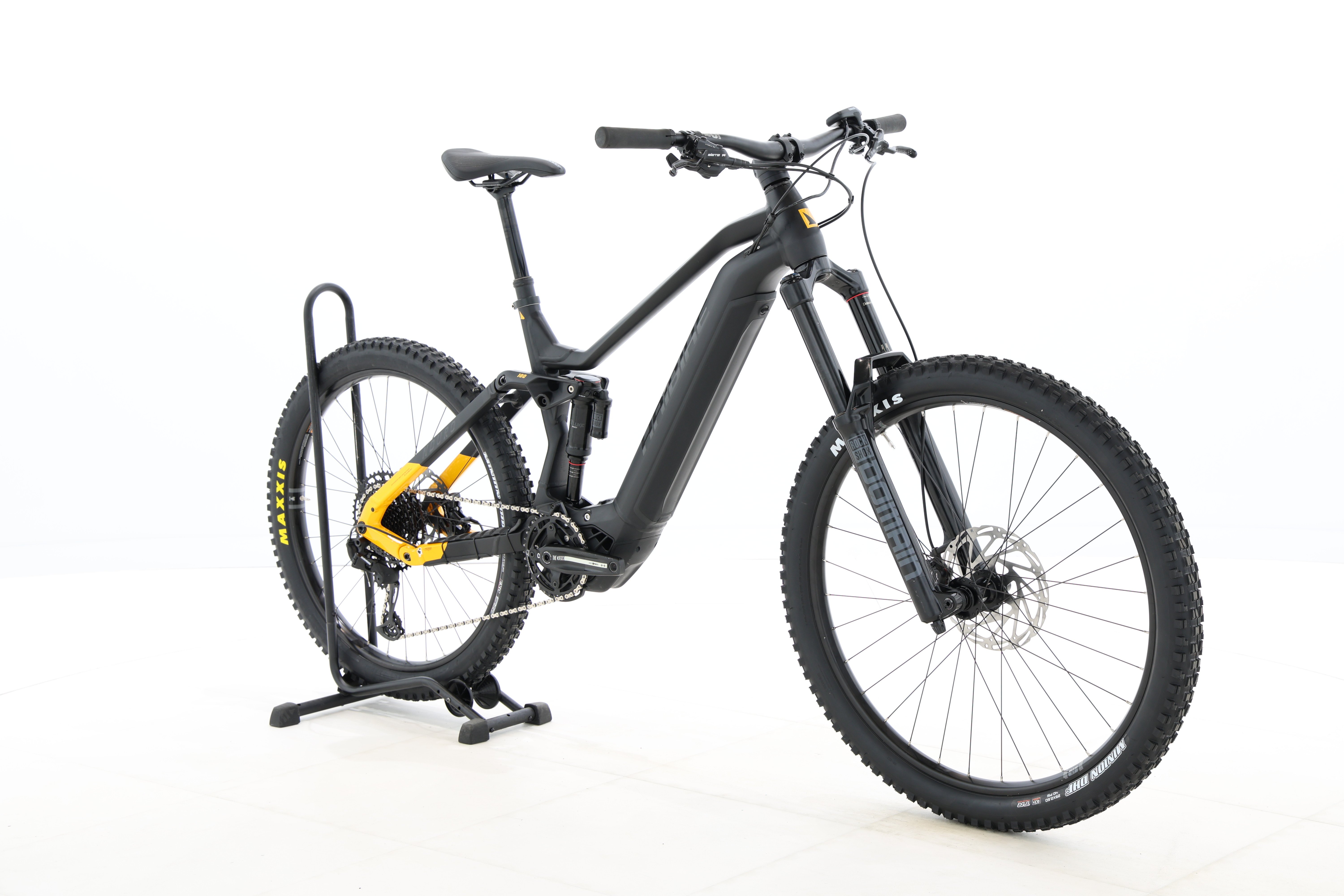 b06a0093-4fdb-46c2-8b48-766915ba3340