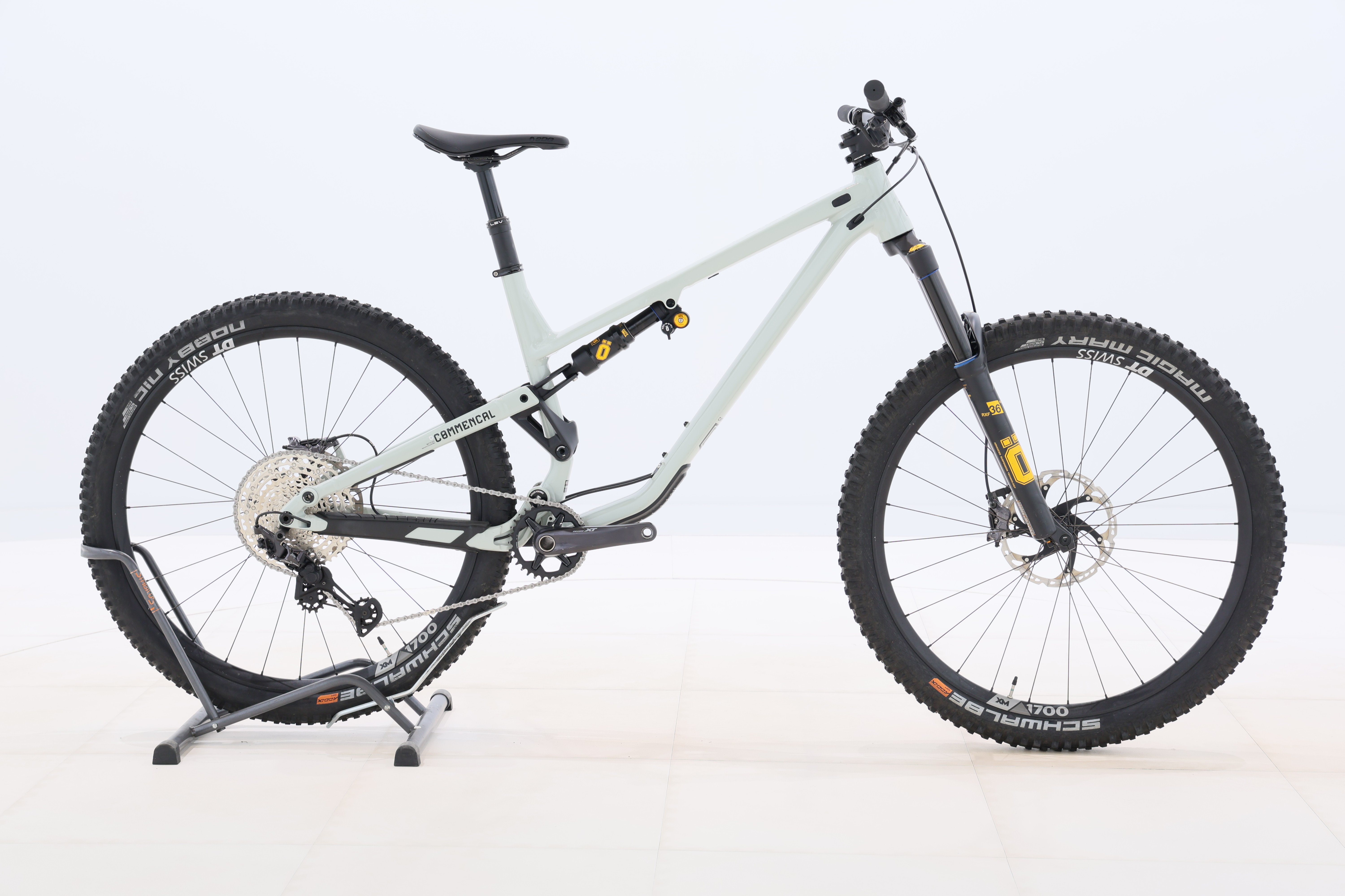 7d2db1b2-cf2b-4e4a-8ce7-a406a32f4ef1