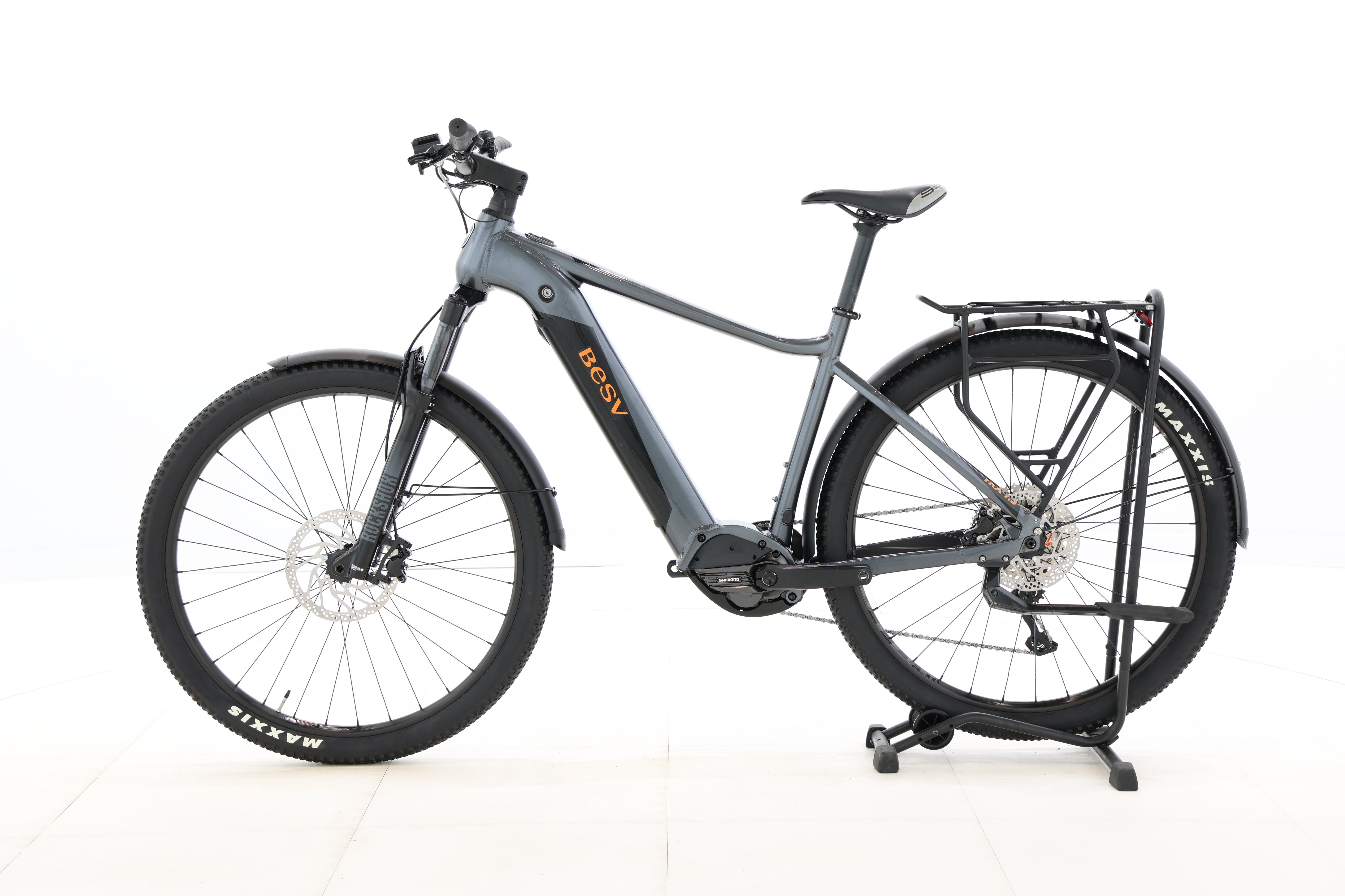 f300cdcd-2fea-4d19-8935-def7b5e5f5e7