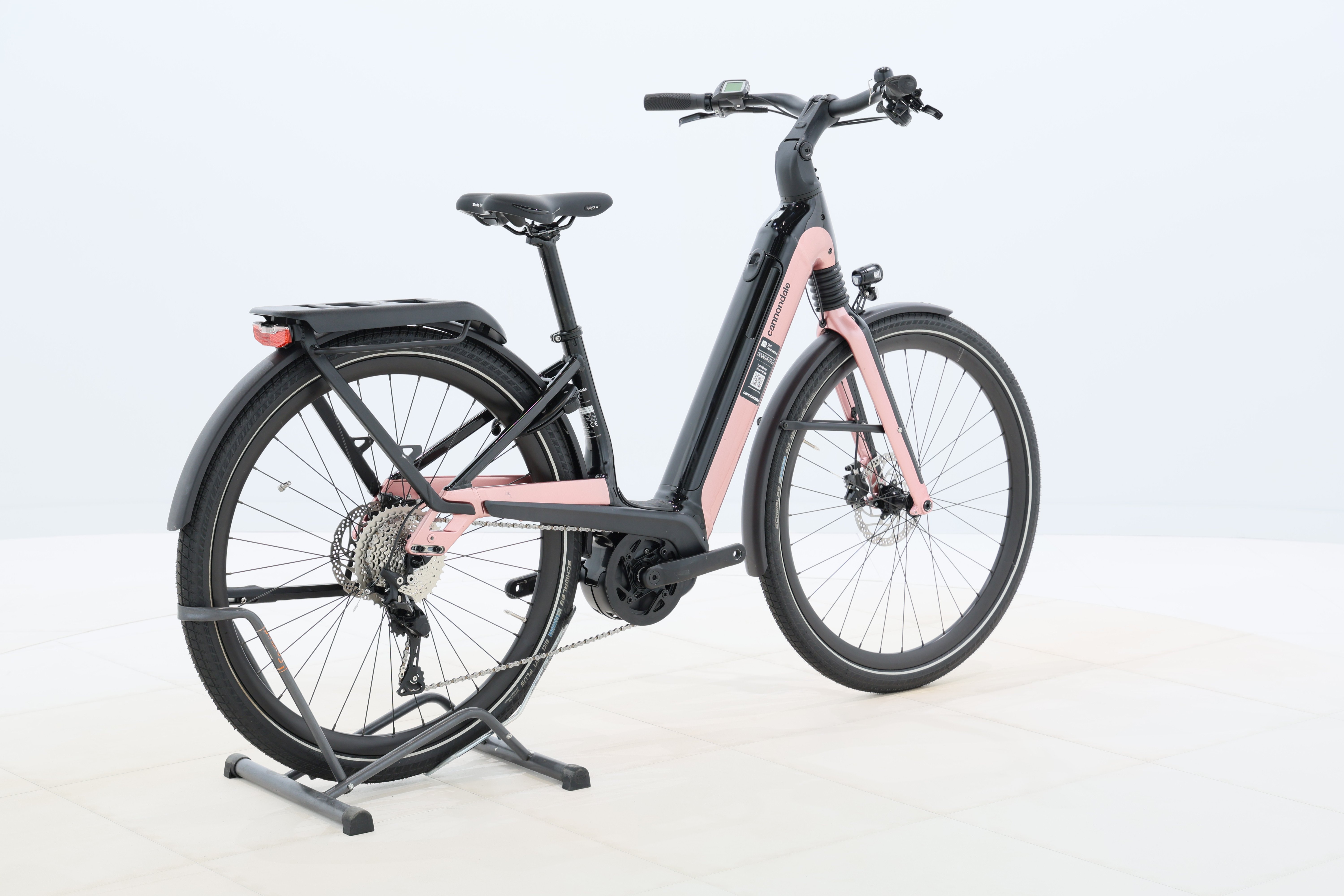 63b3c93a-2772-42dd-9aec-2b89341191af