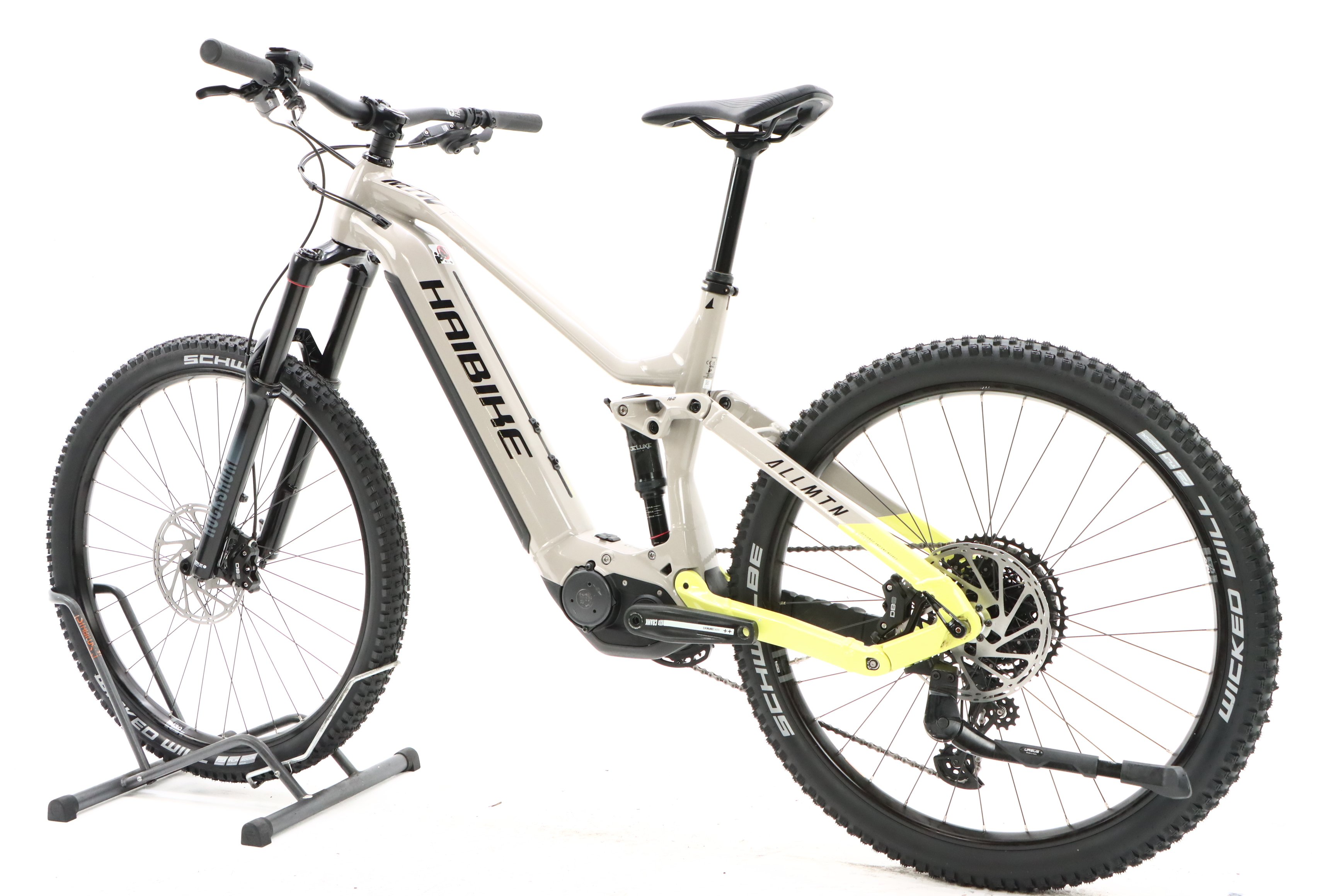 3d7ede02-ea7f-43d1-b814-d772db705f49