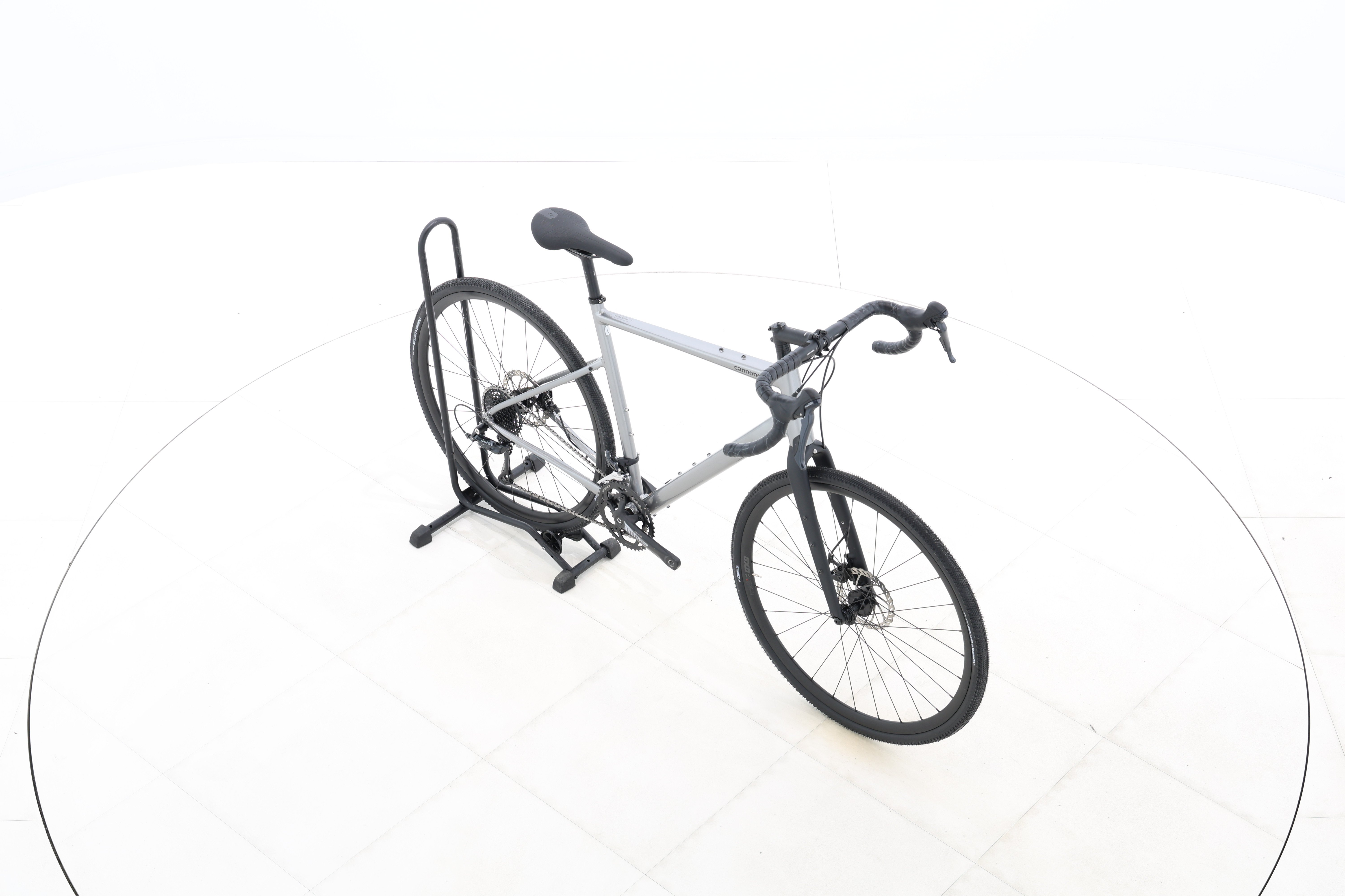 ee5723e1-2581-4cf0-aa33-05e123f555b2