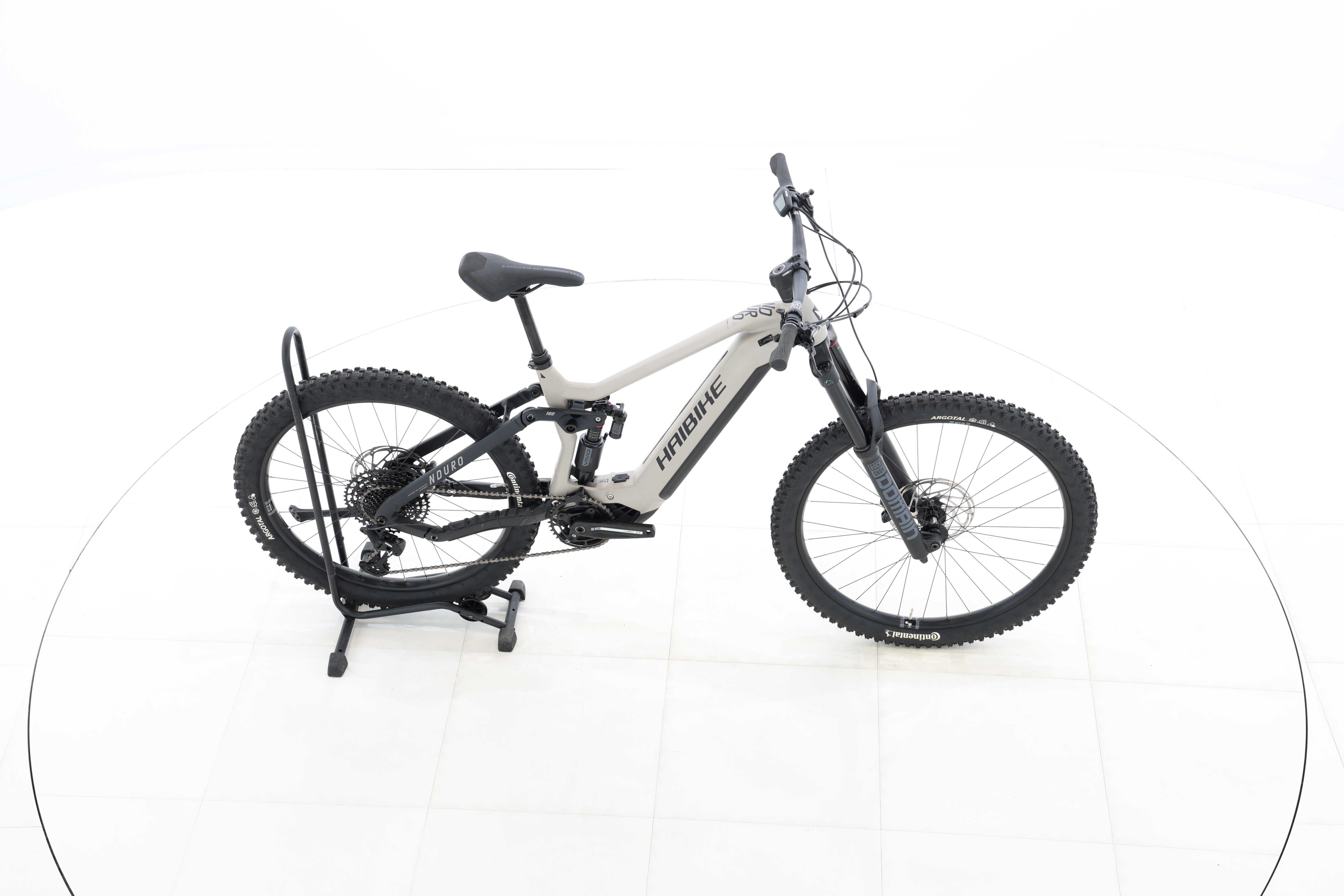 8e7374fe-4fe1-4ea2-81cc-1e780cfccf6c