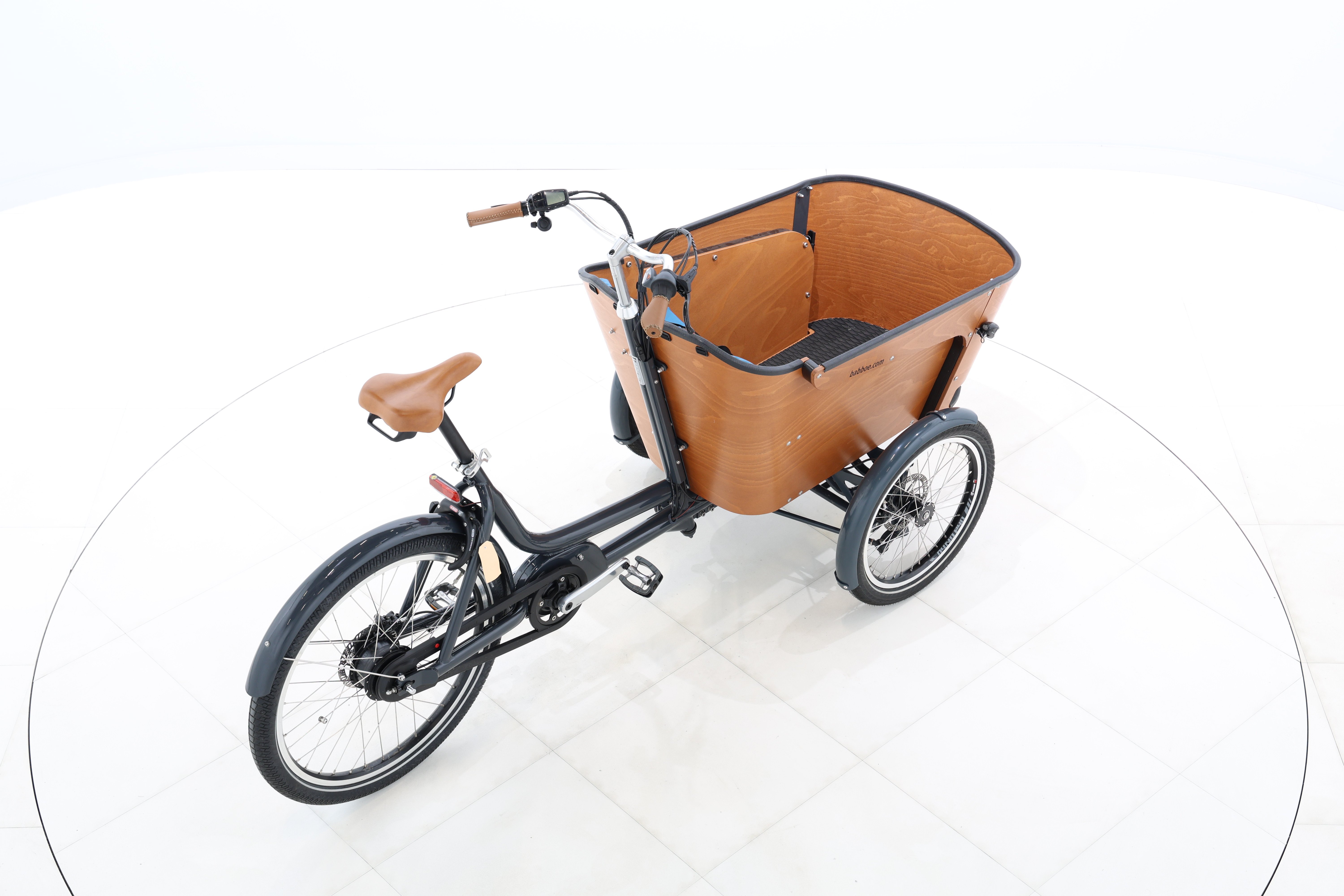 3cbfebf7-fc35-48b8-b4c5-2f87f34e15ac