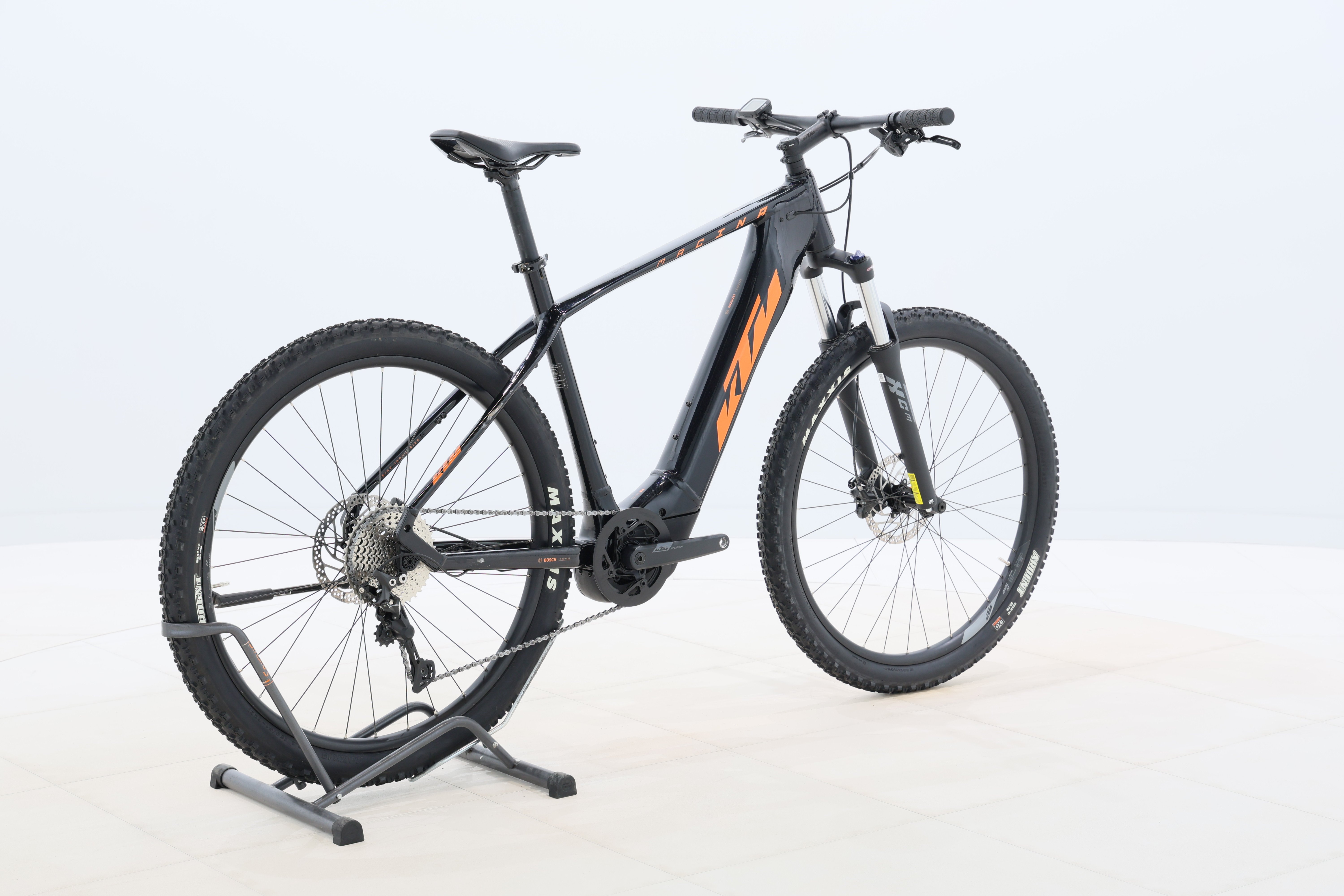 0dca98c4-94a0-4491-a064-37b6a4b313ee