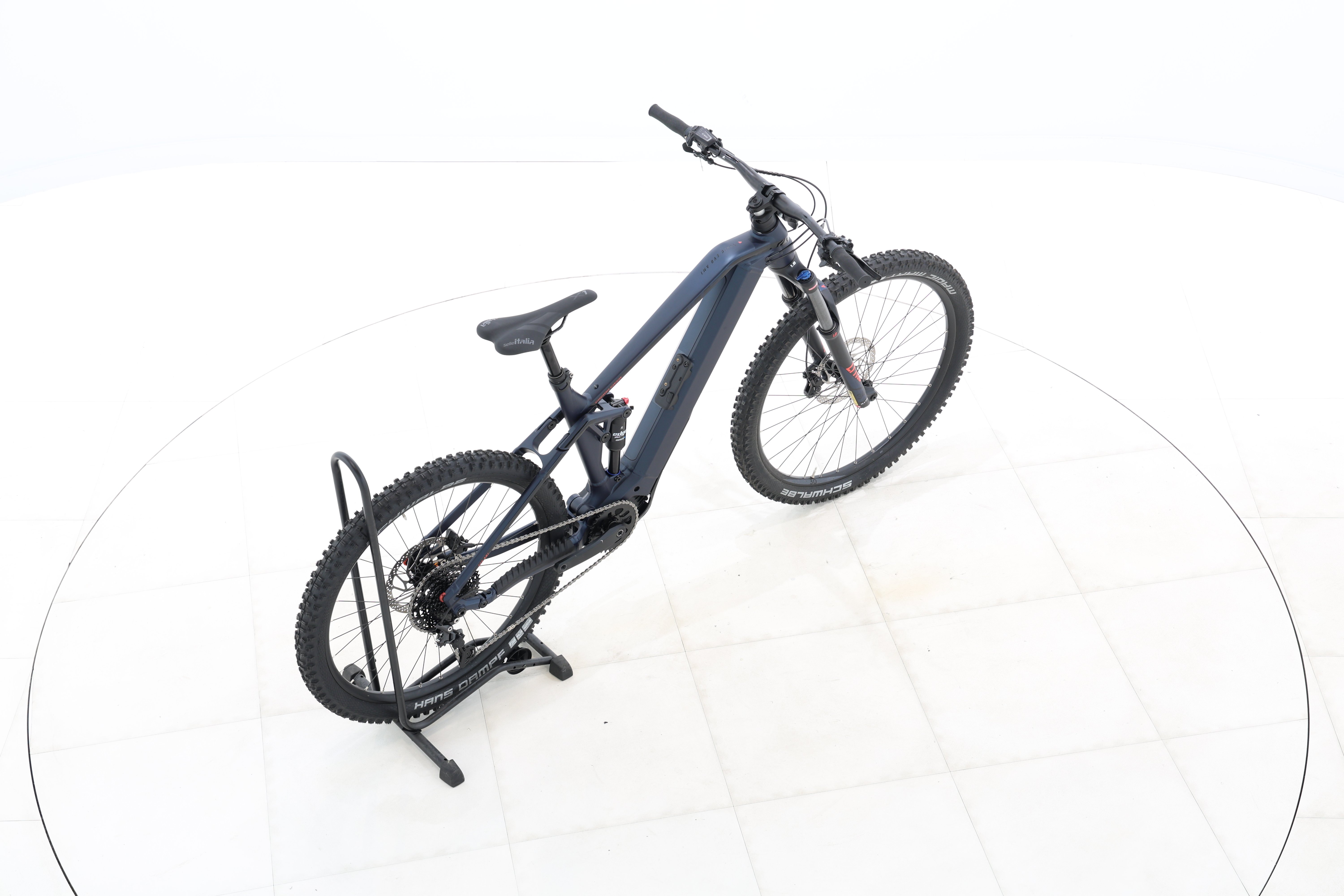 cd1e6594-c3b8-4b8f-8af4-a35e8aadbf69