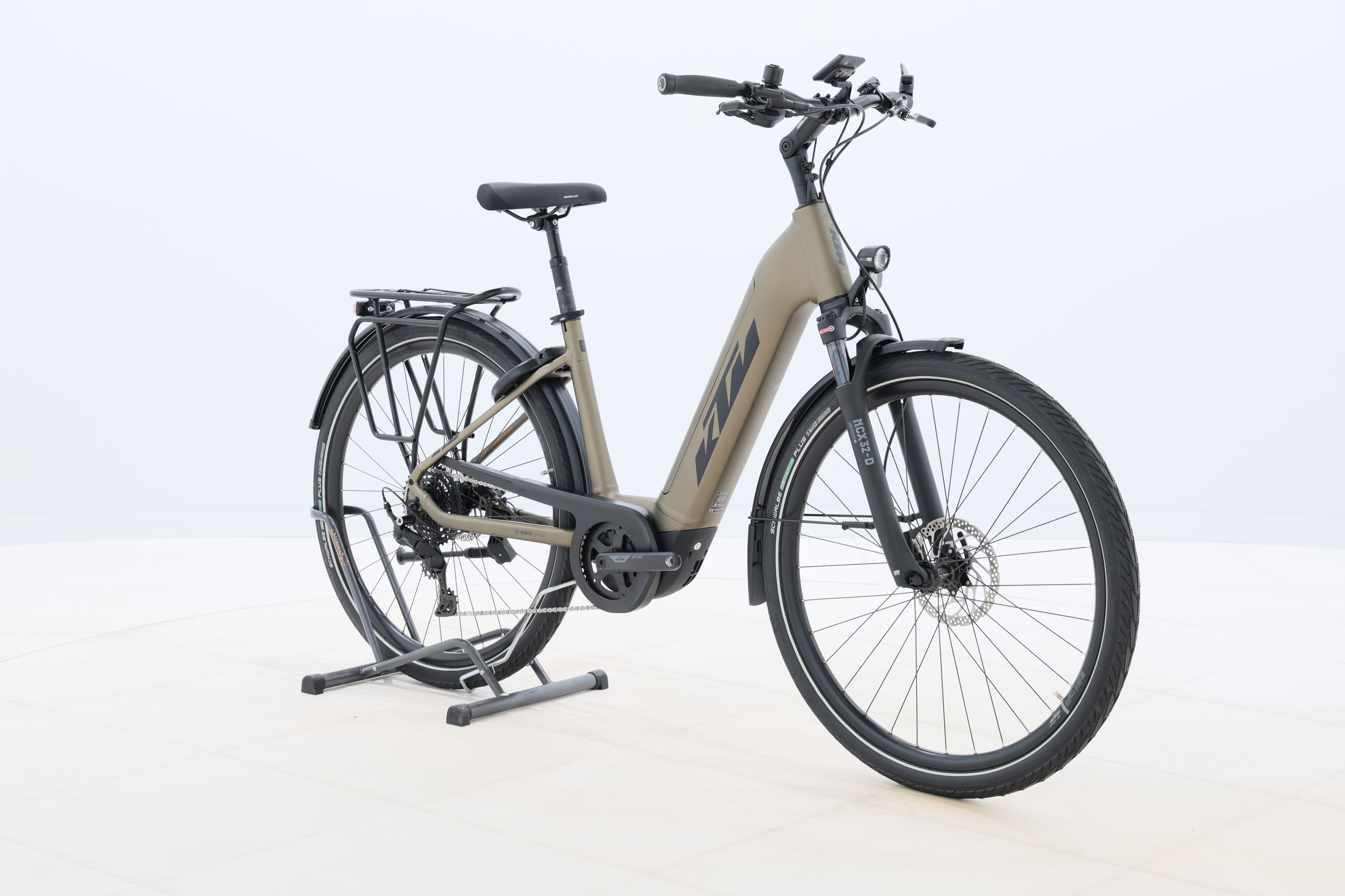 06505bf0-d645-4ada-b33e-28a7ceda8a51