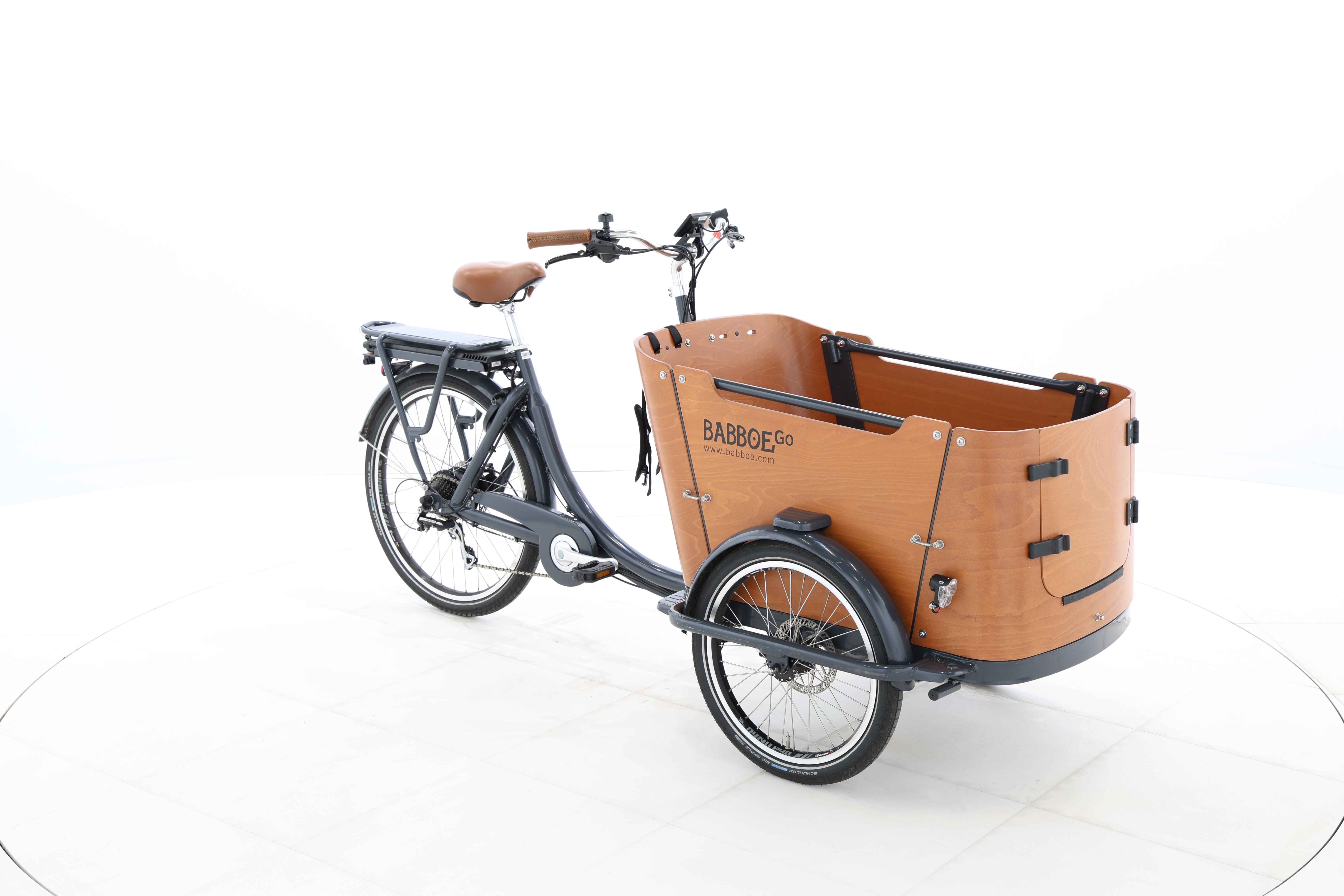 05a373e0-2fb0-4941-97e1-802c2a111e8d