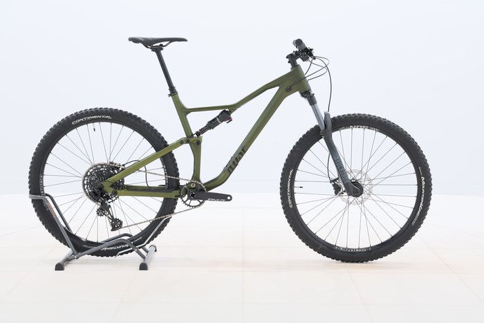 Rose GROUND CONTROL 1 2022