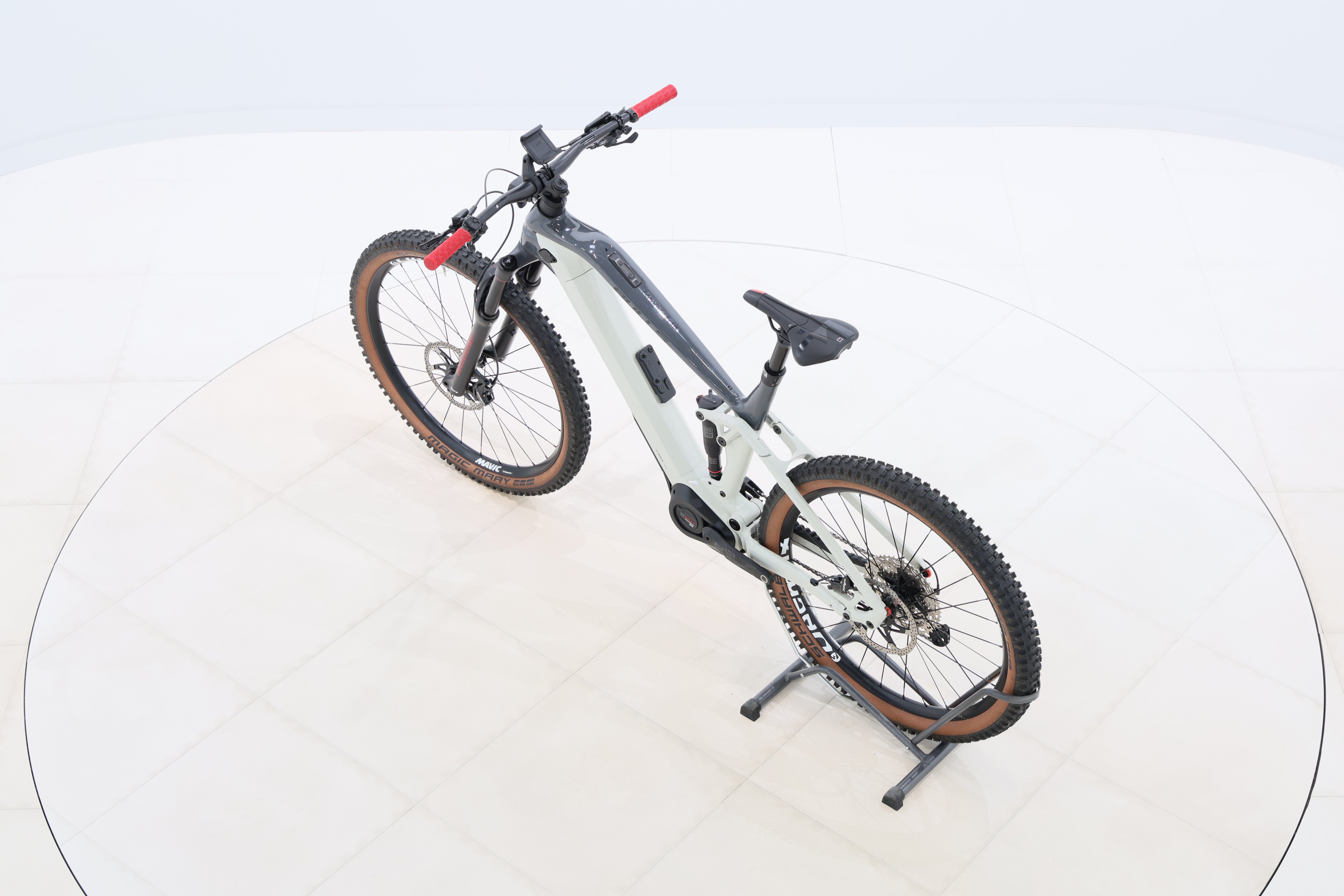 476cb597-65b7-4930-96c7-47297b9ef307