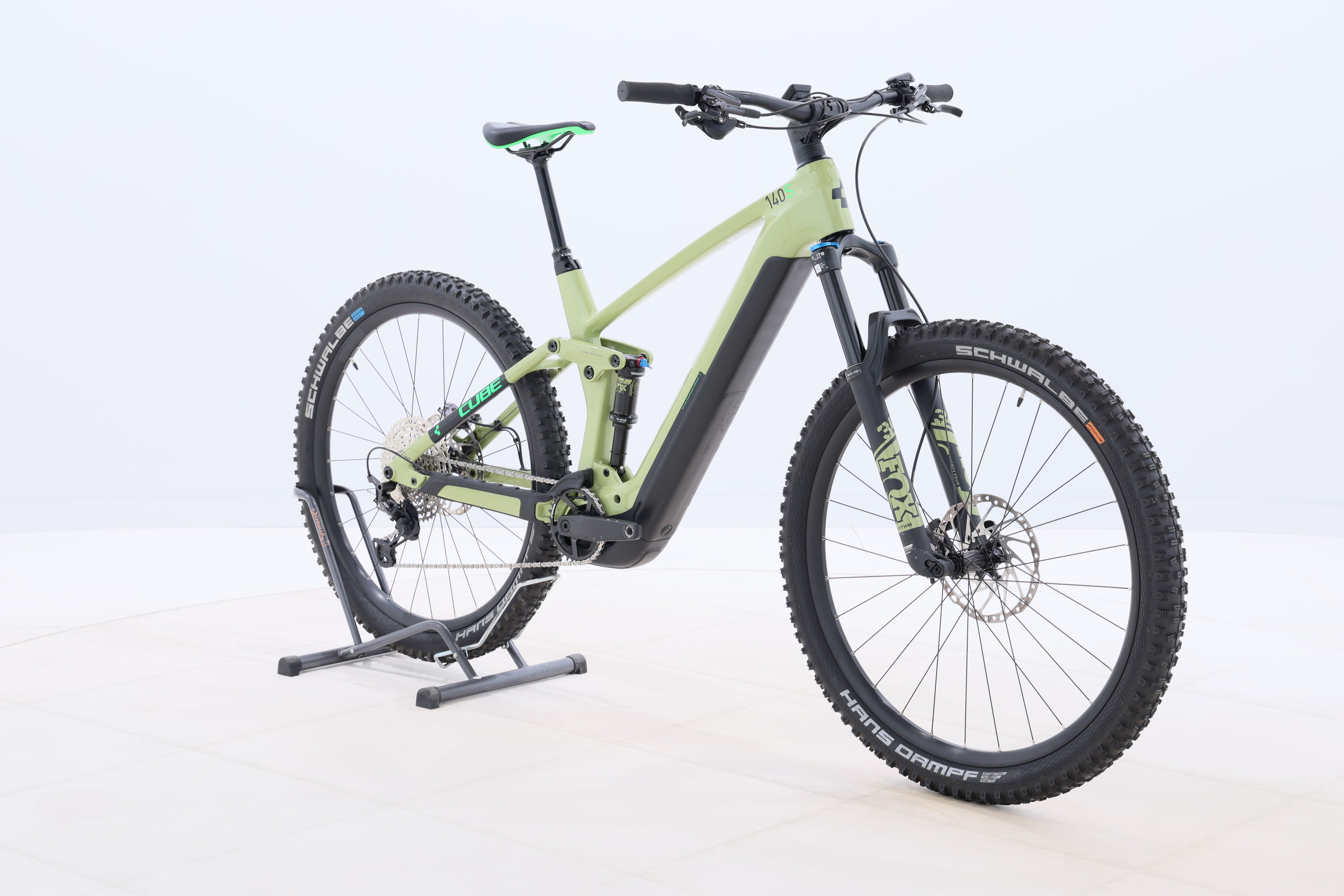 cc817fac-0e20-41bb-86c2-764d6a2f5670