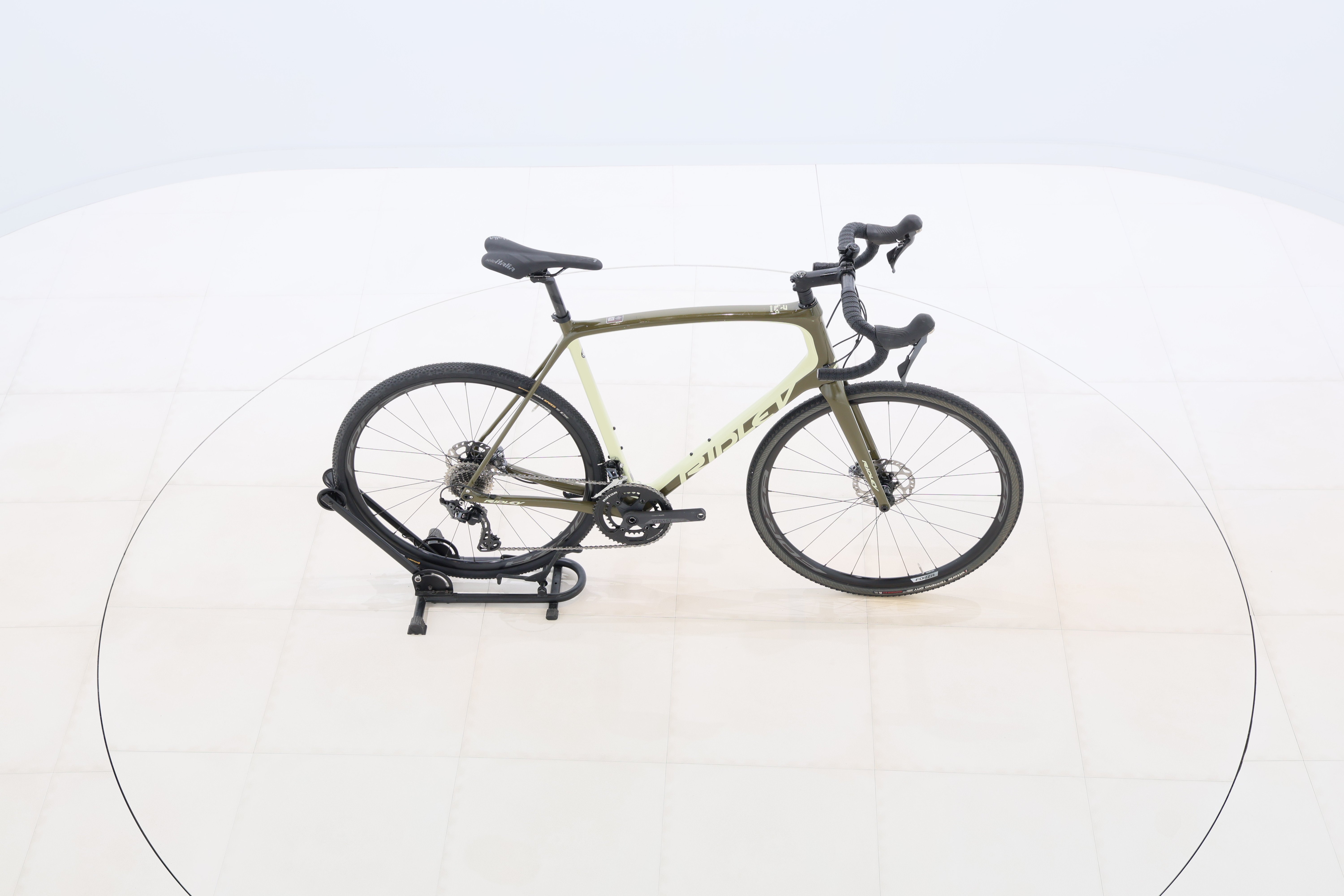 ef1dfa98-44ca-4c84-be19-4a63477d563f