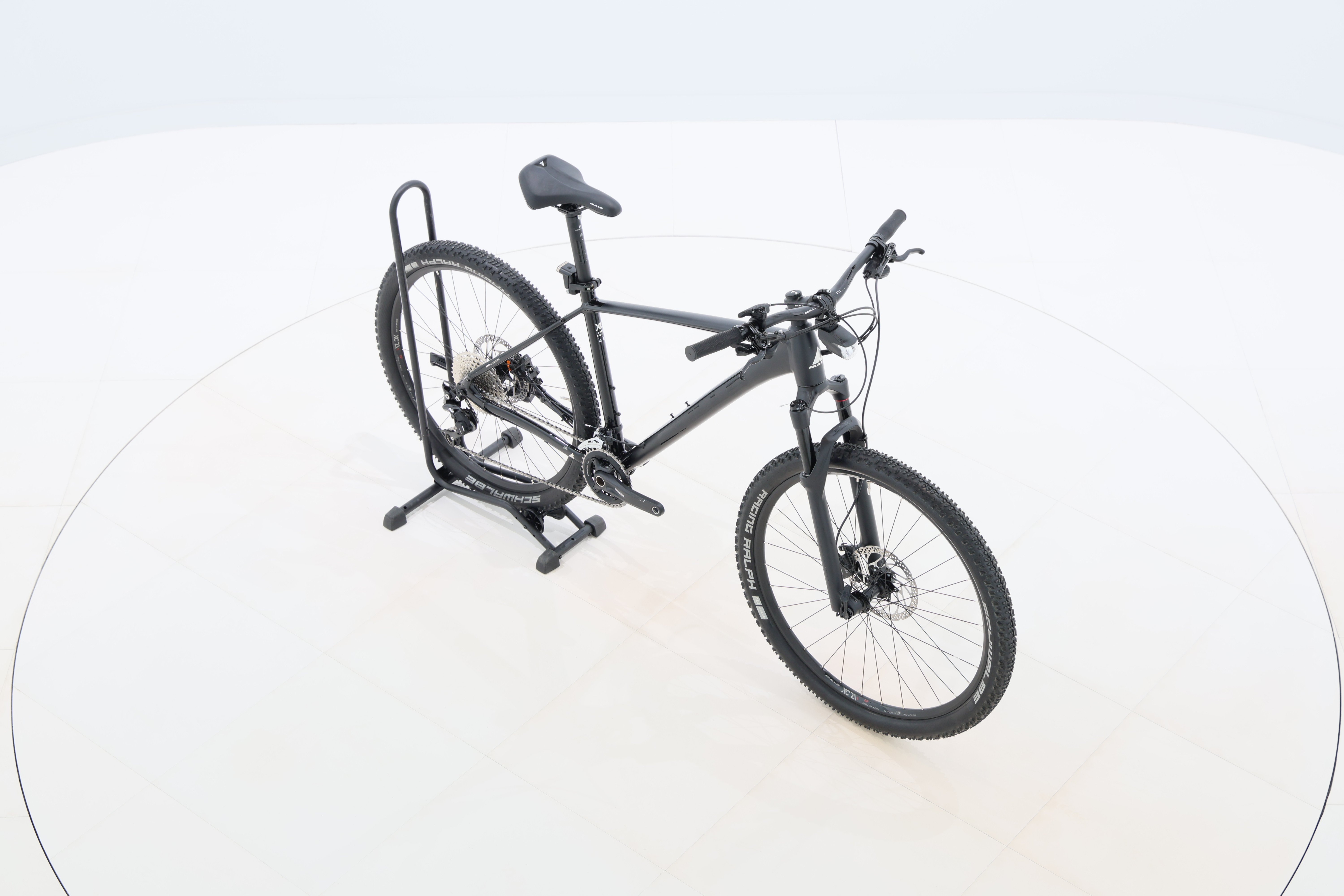 e81fd2e8-1383-4ff1-a08e-a8ab3ed5f6c1