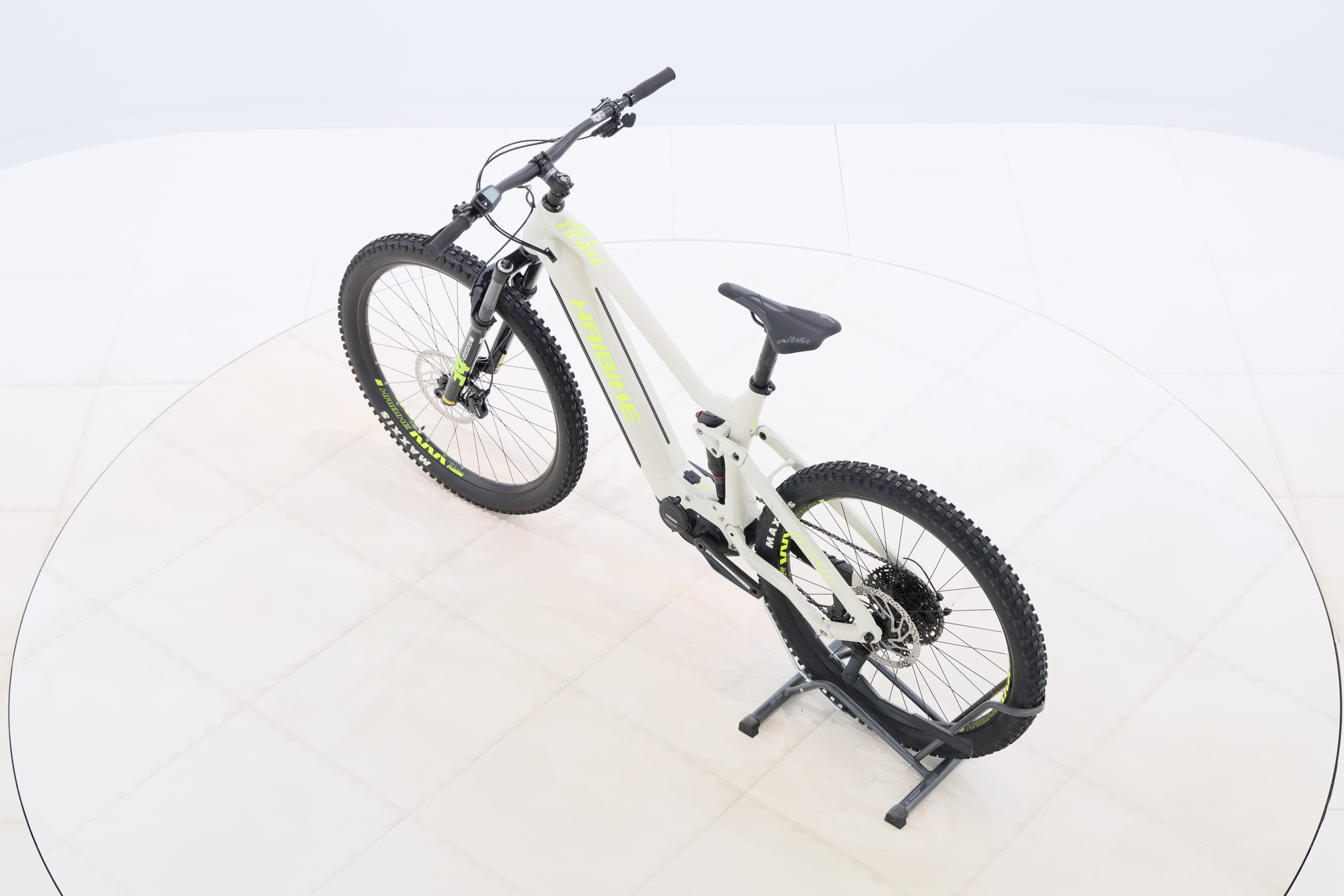 2997d9c9-35d4-4e76-9a26-abb4ad69999d