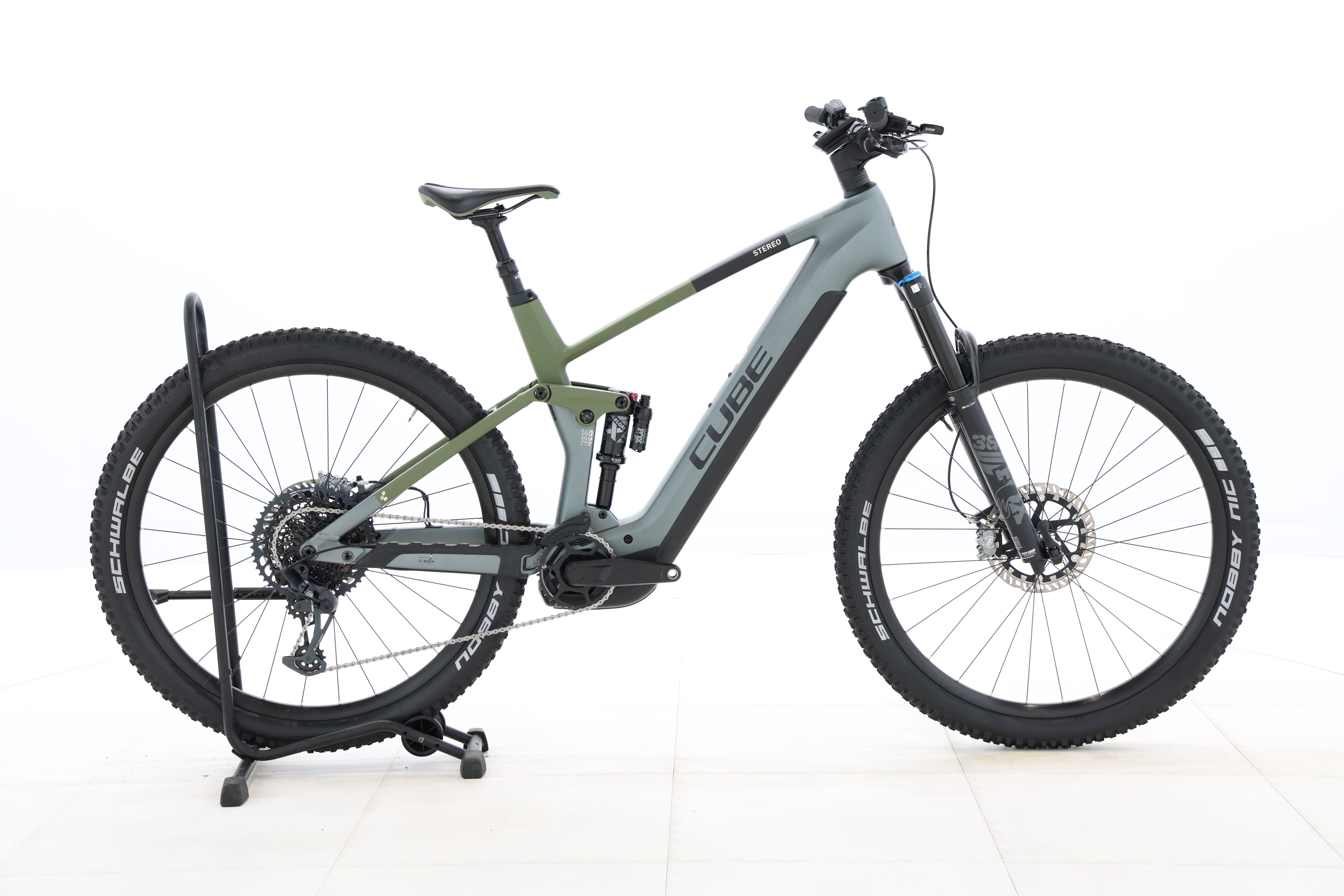 95966994-8b27-4f27-ab4b-658a181b466b