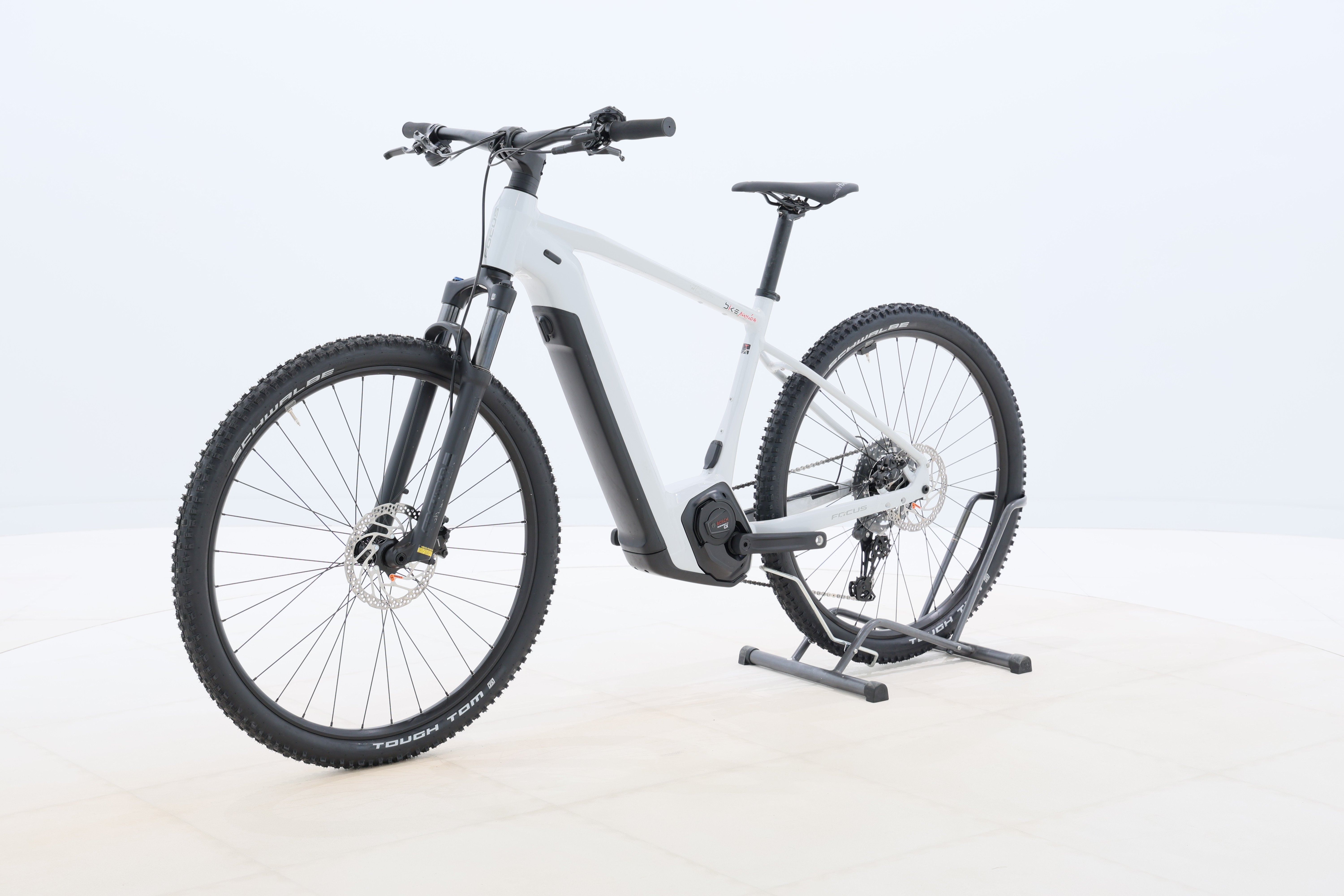 6e85ecb3-c41b-4355-8e1b-ca21924a5bb6