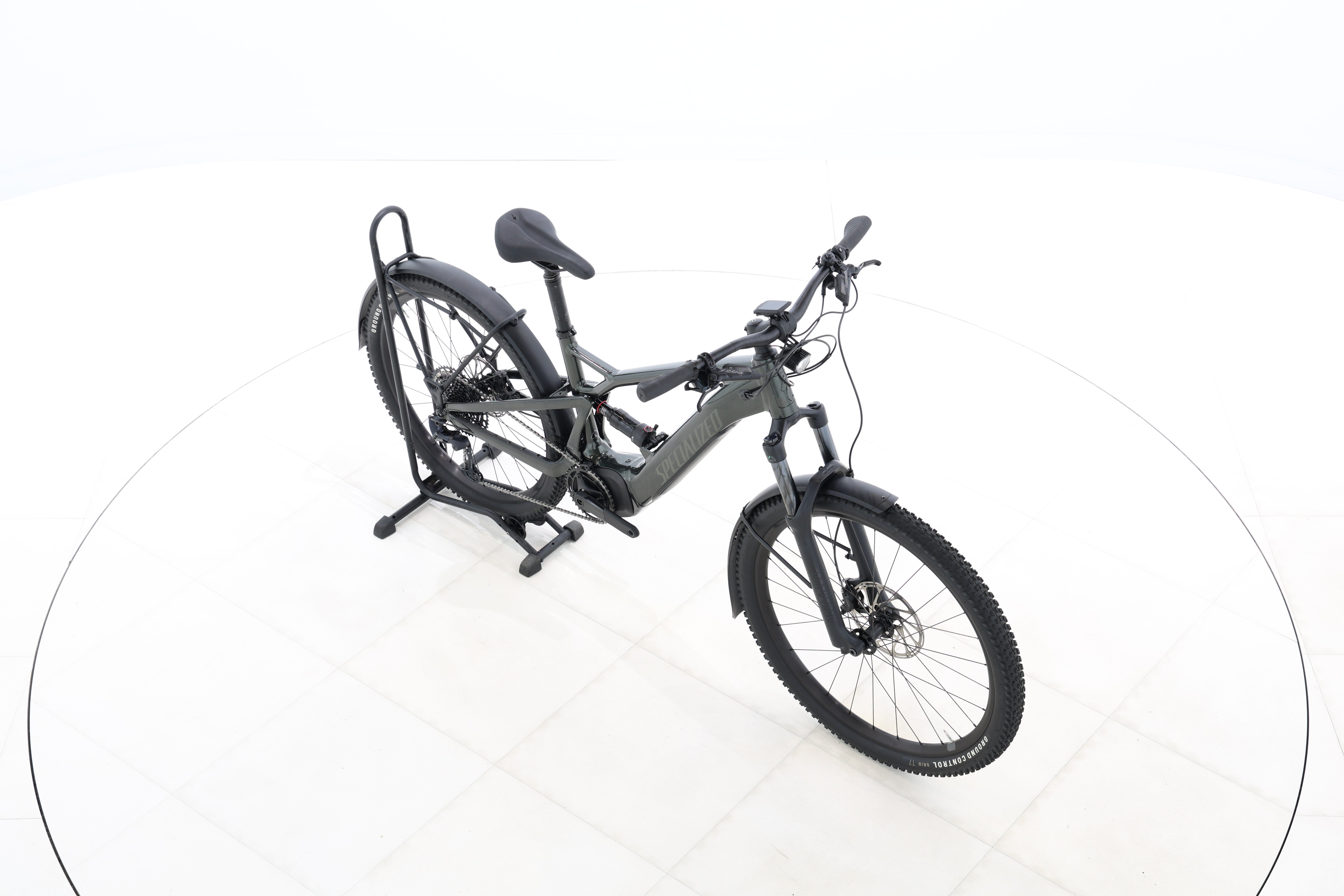 d4c9bbe9-1408-40fe-a9e1-2a94f79abe5f